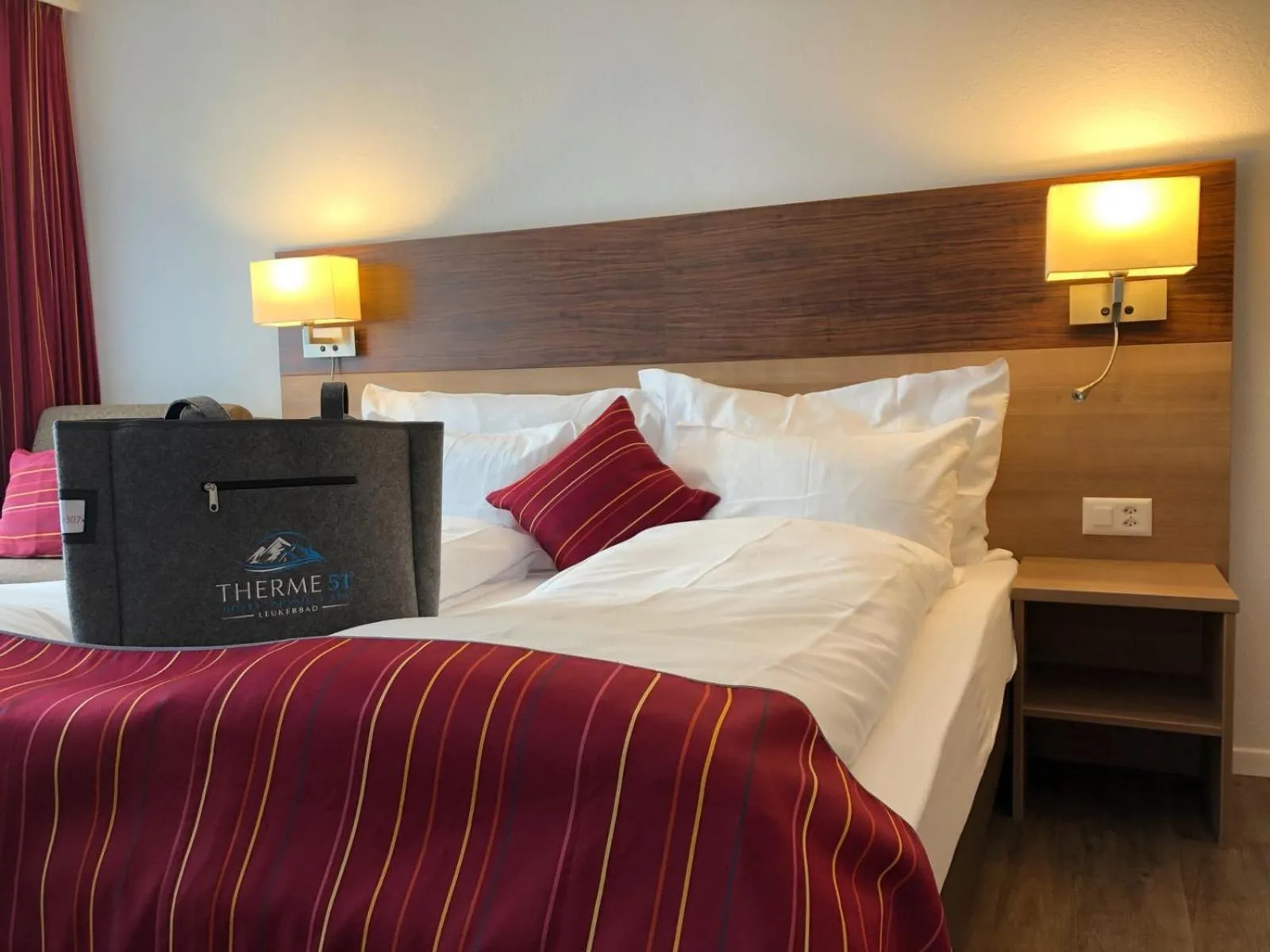 Bed in Therme 51° Hotel Physio & Spa