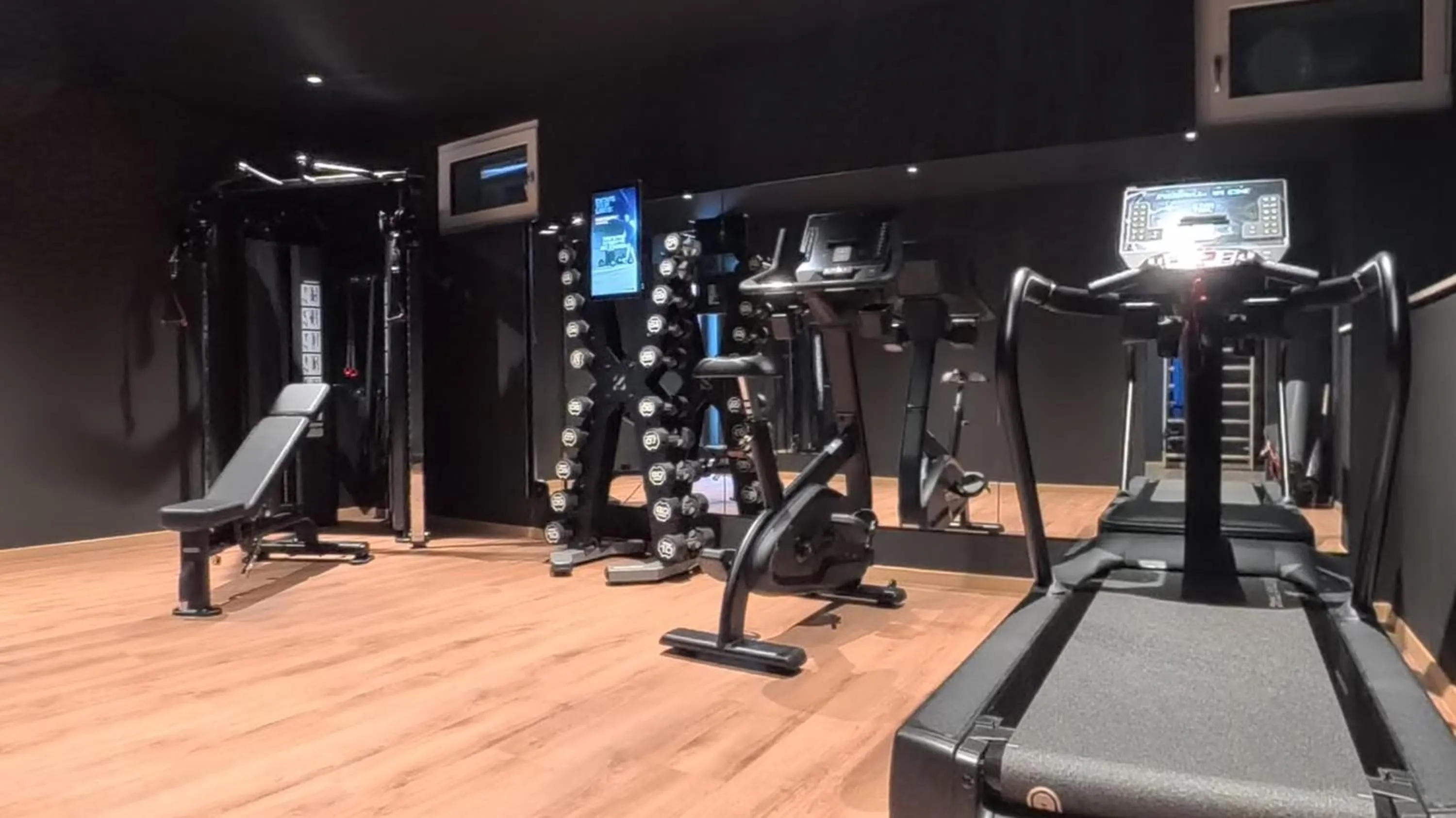 Fitness centre/facilities in Therme 51° Hotel Physio & Spa