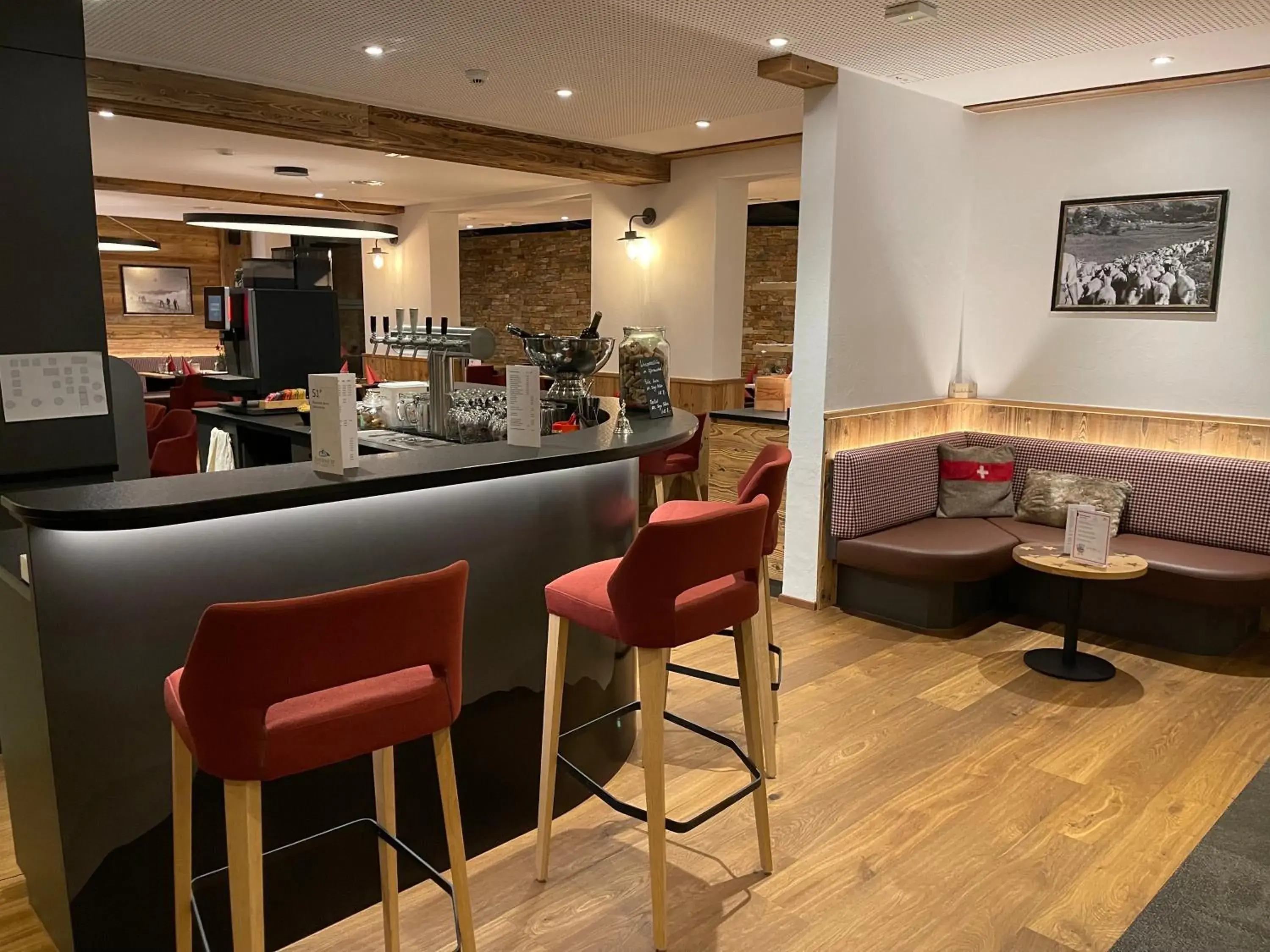 Lounge or bar in Therme 51° Hotel Physio & Spa Lounge or bar in Therme 51° Hotel Physio & Spa