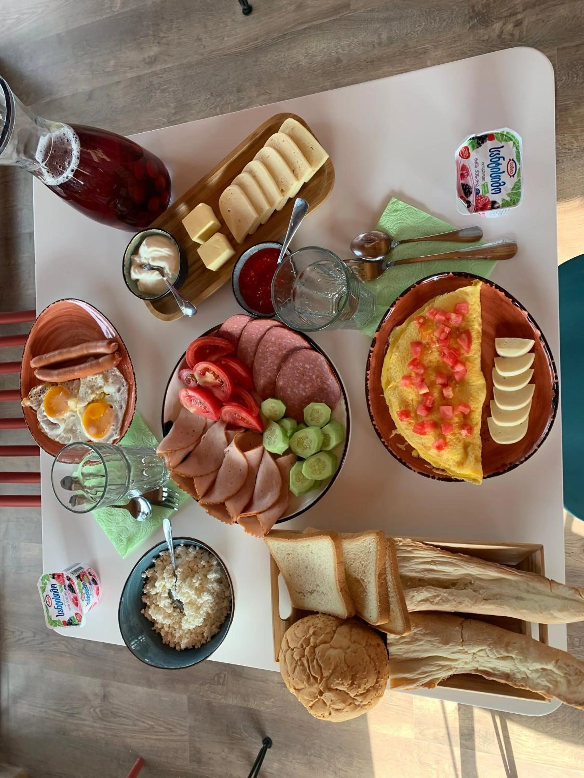 Breakfast in Hestia - Hotel, Wine and View