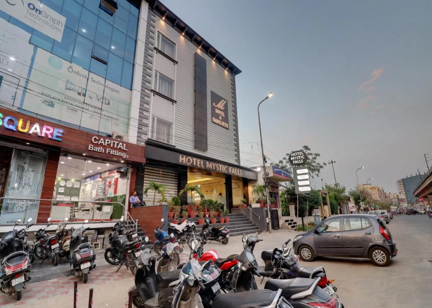 Property building in Hotel Mystic Falls