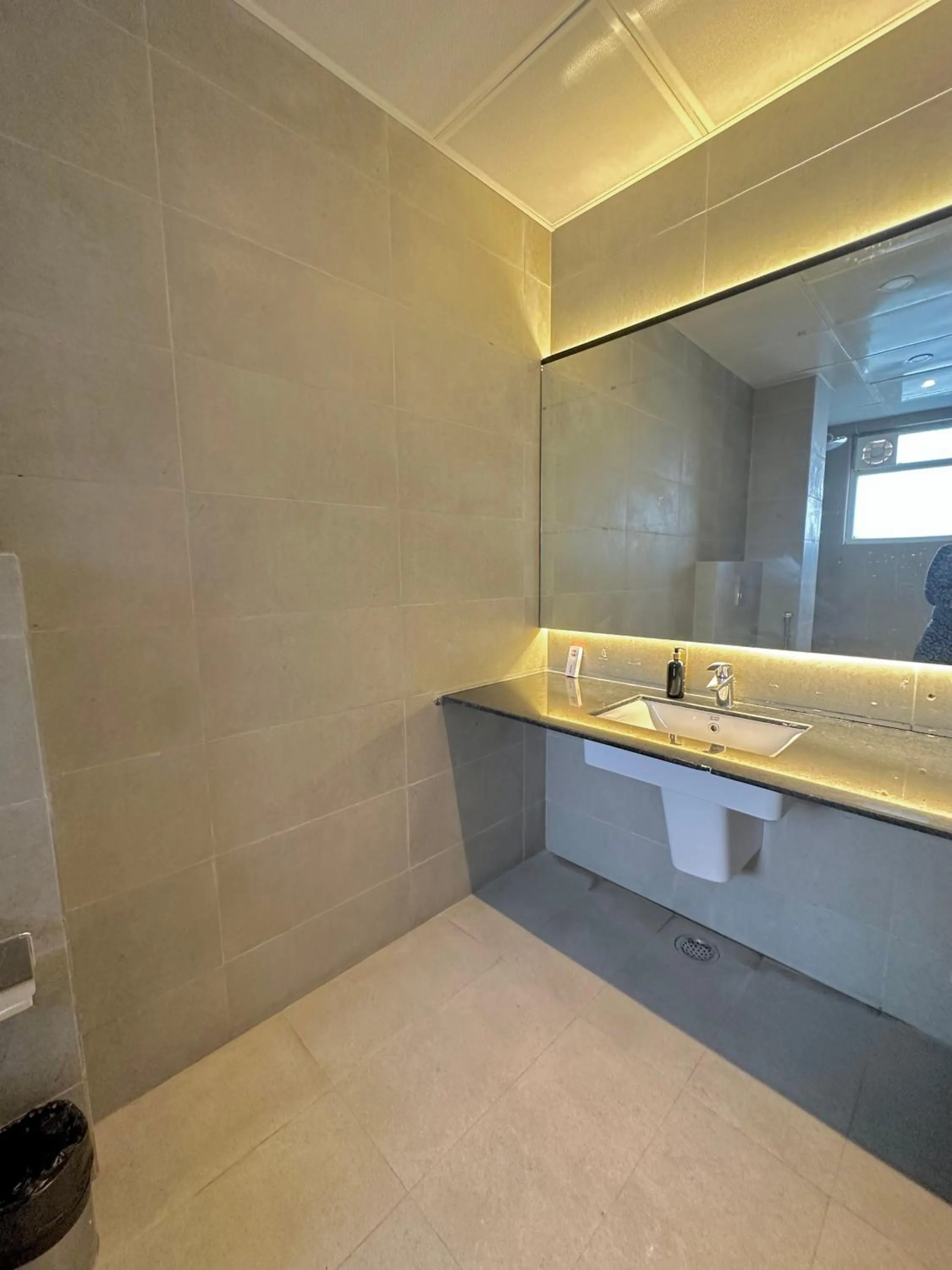 Bathroom in Hotel Mystic Falls