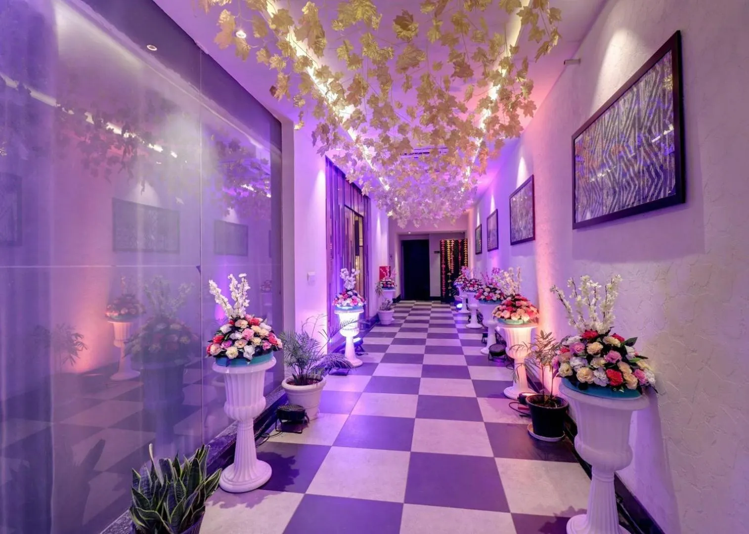 Lobby or reception in Hotel Mystic Falls