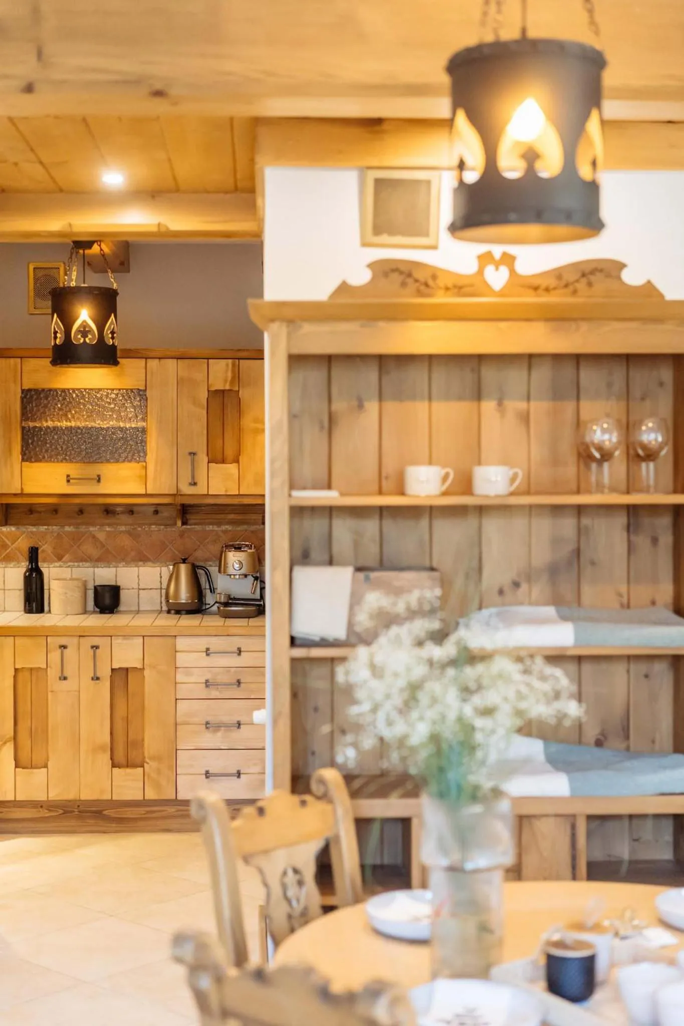 Decorative detail in Podhalańskie Tarasy - LoftAffair