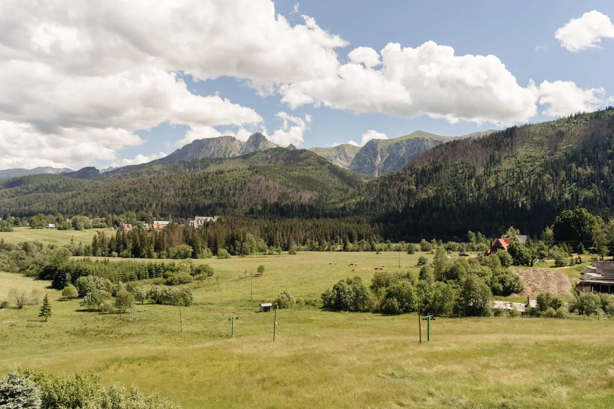 Natural landscape in Podhalańskie Tarasy - LoftAffair