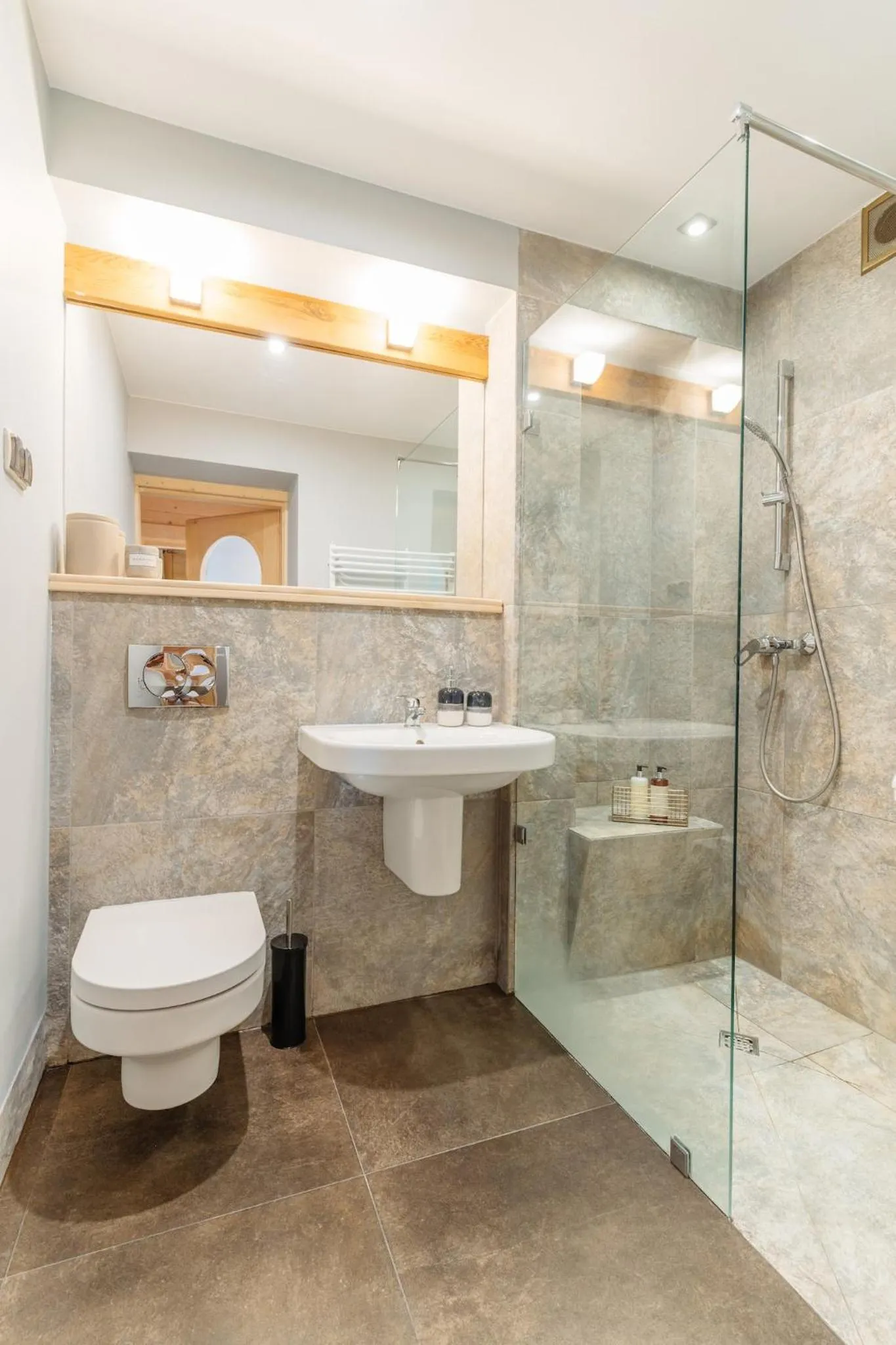 Bathroom in Podhalańskie Tarasy - LoftAffair