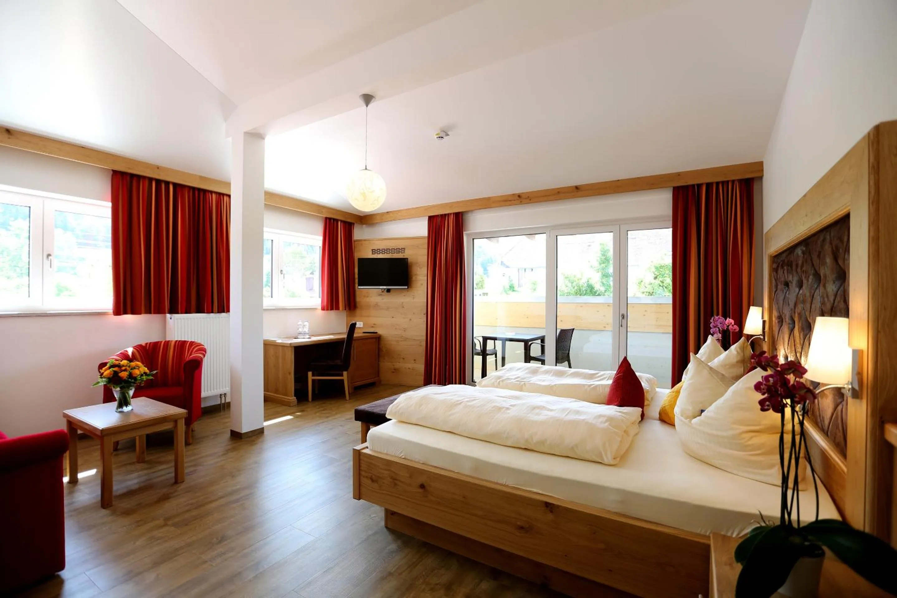 Day, Bed in Hotel Friedenseiche