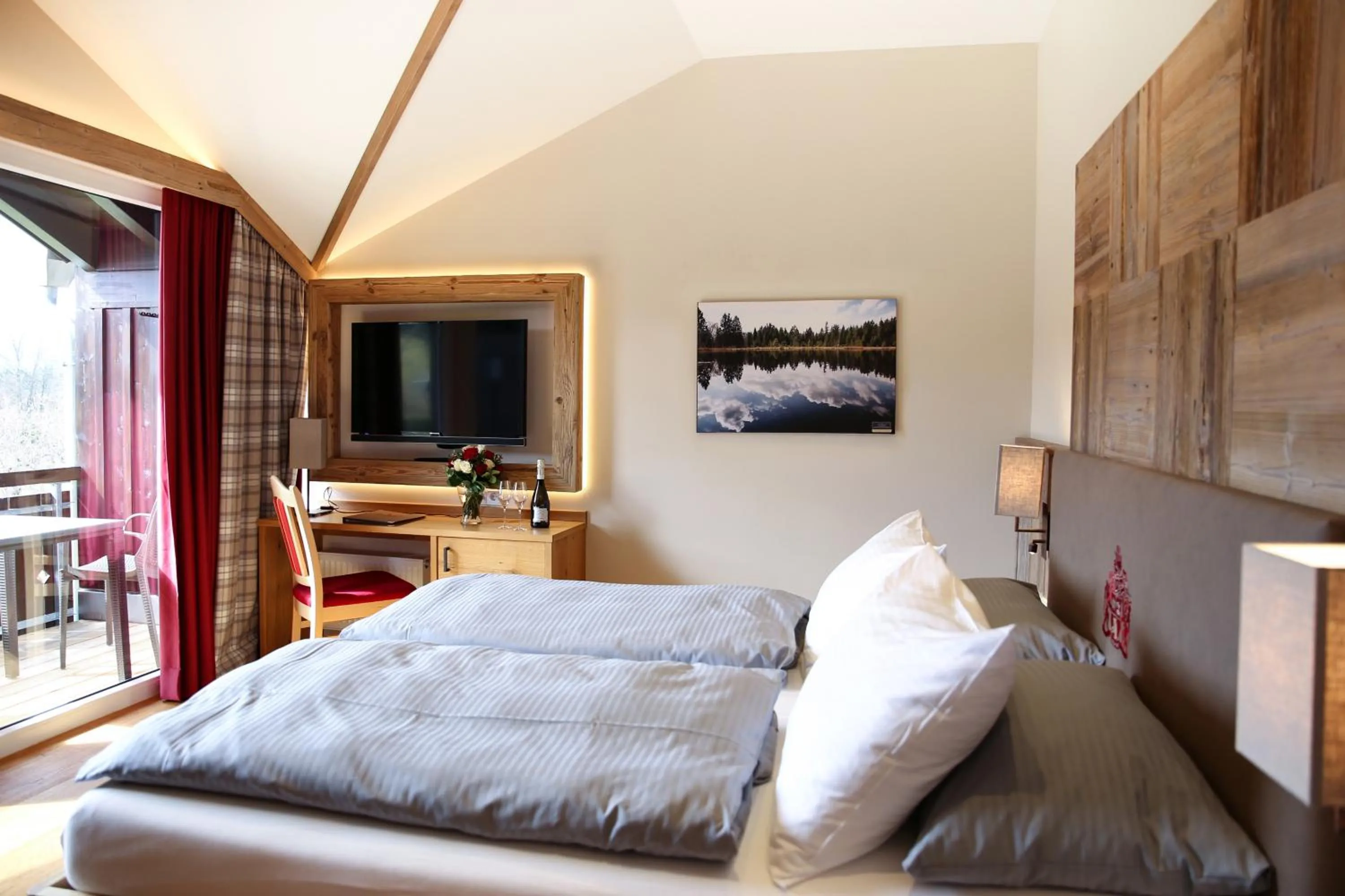 Bed in Hotel Friedenseiche