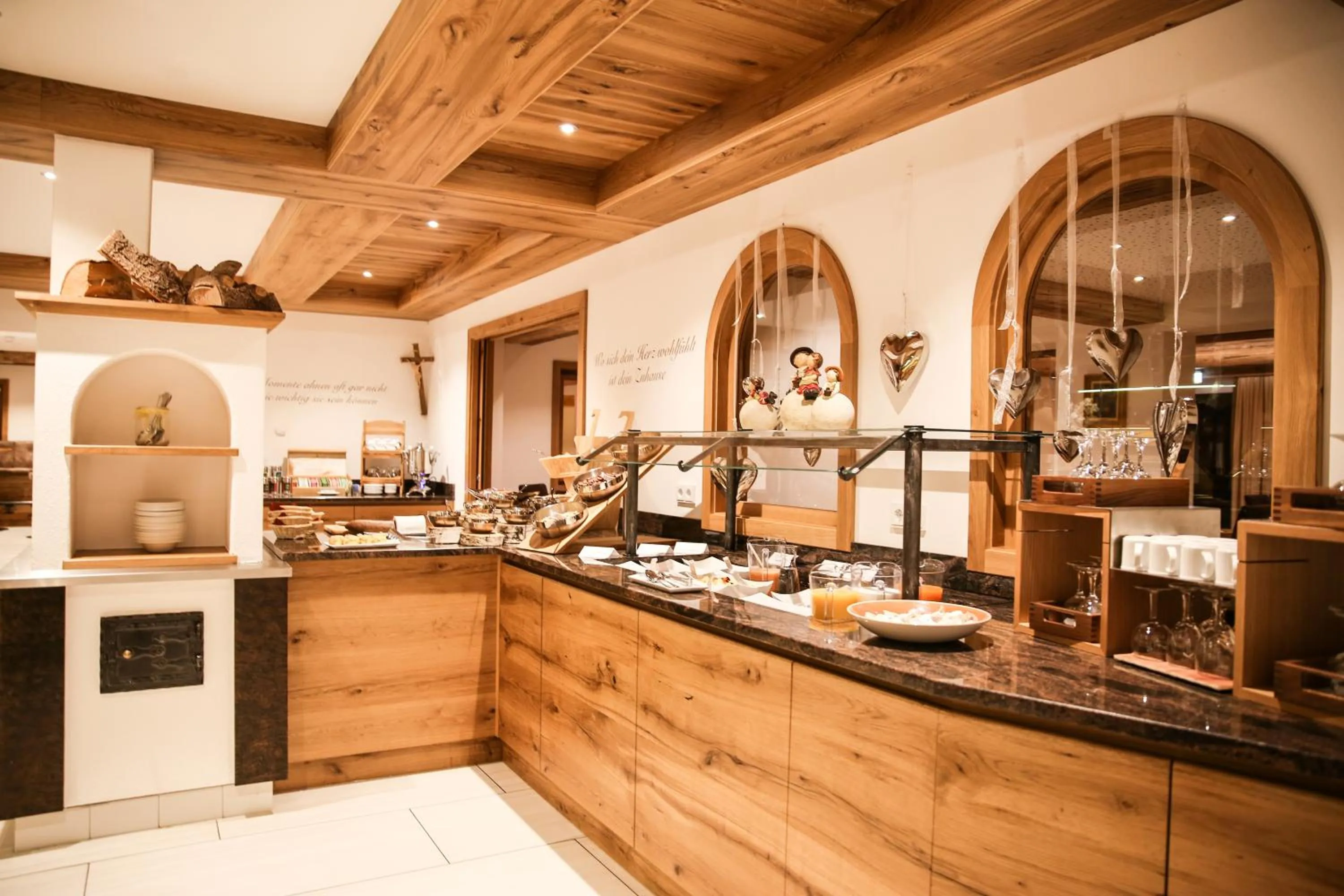 Buffet breakfast in Hotel Friedenseiche