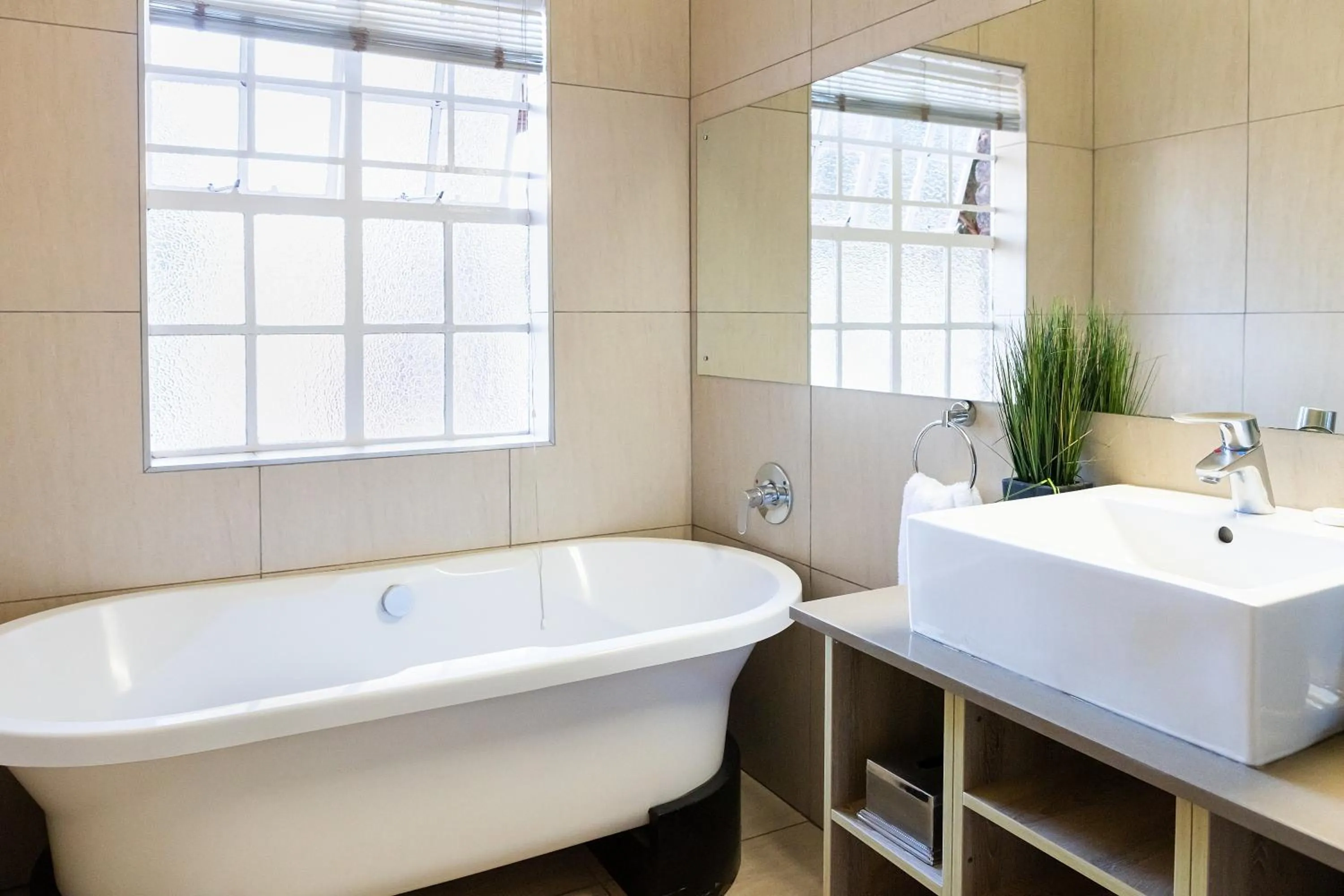 Kathu Gamagara Lodge