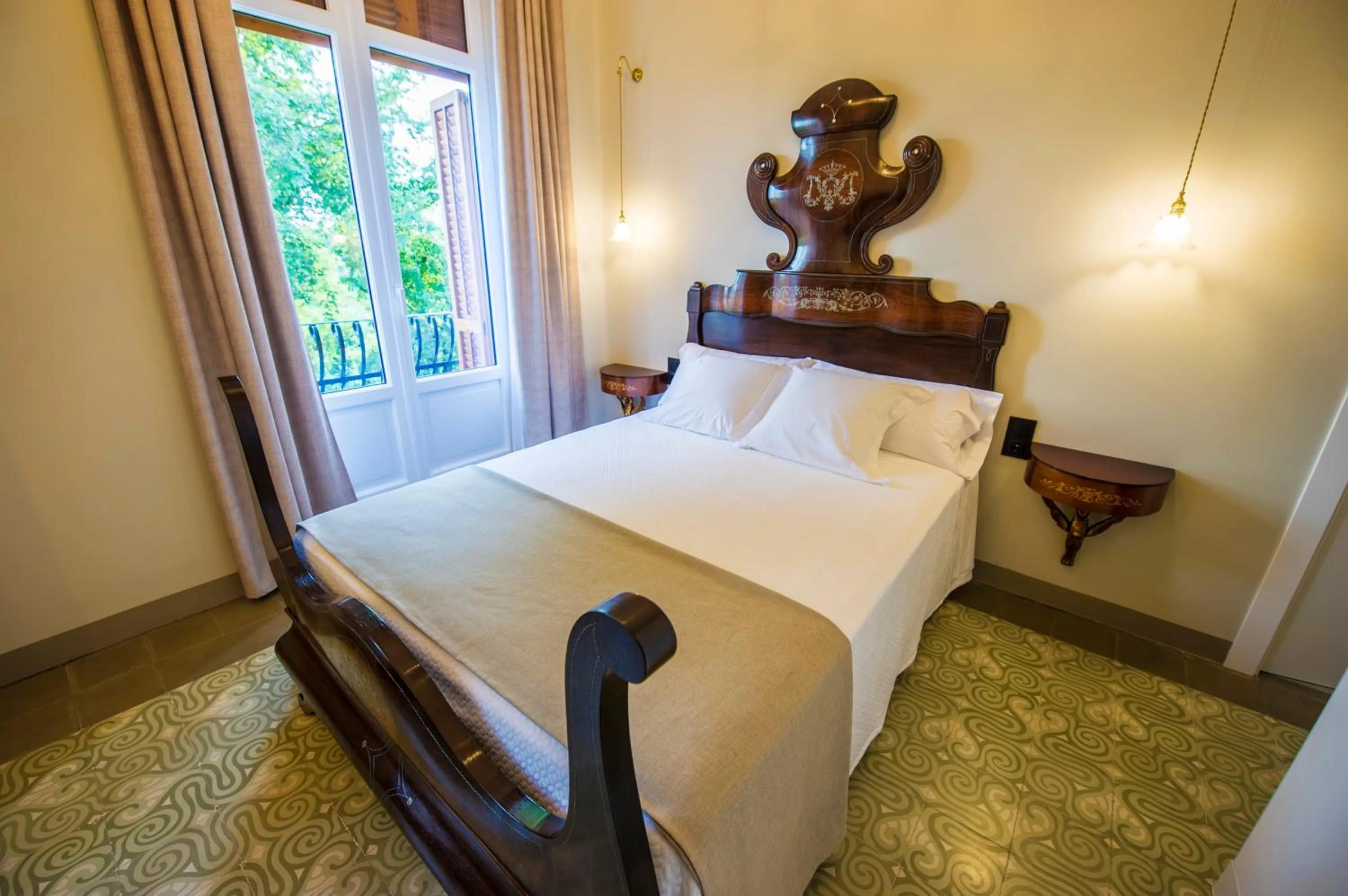 Bed in Bolet Casa Modernista