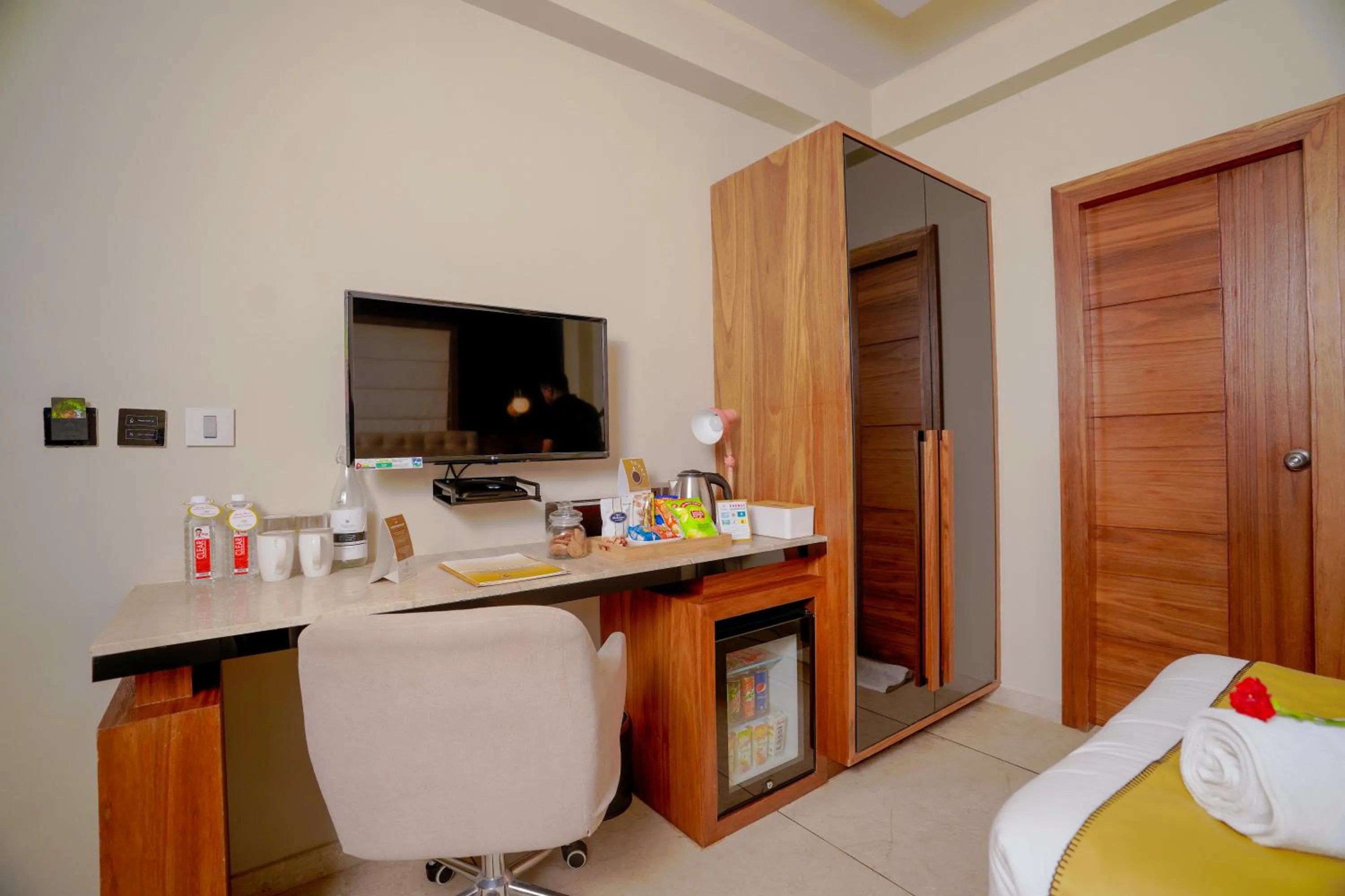 Bed in Lazdana Hotel Bangalore