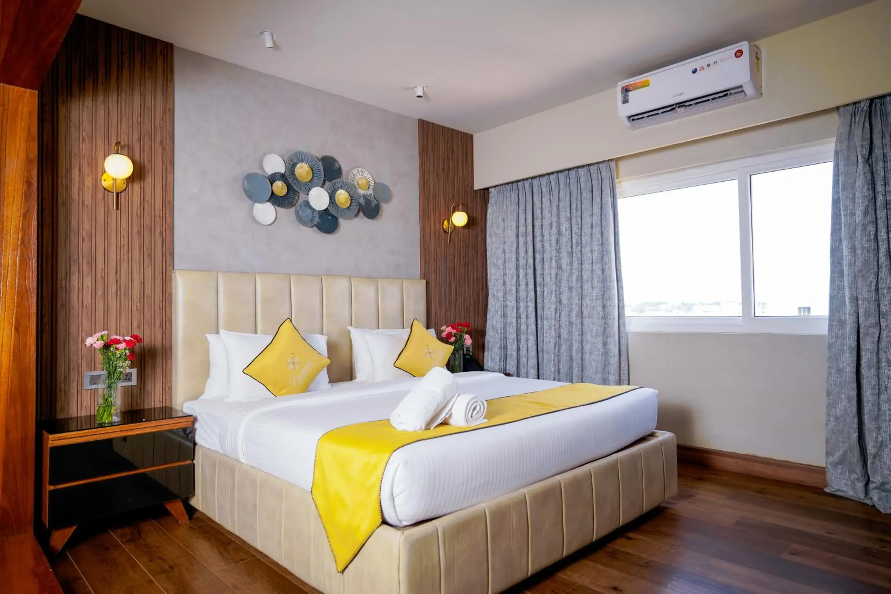 Bed in Lazdana Hotel Bangalore Bed in Lazdana Hotel Bangalore