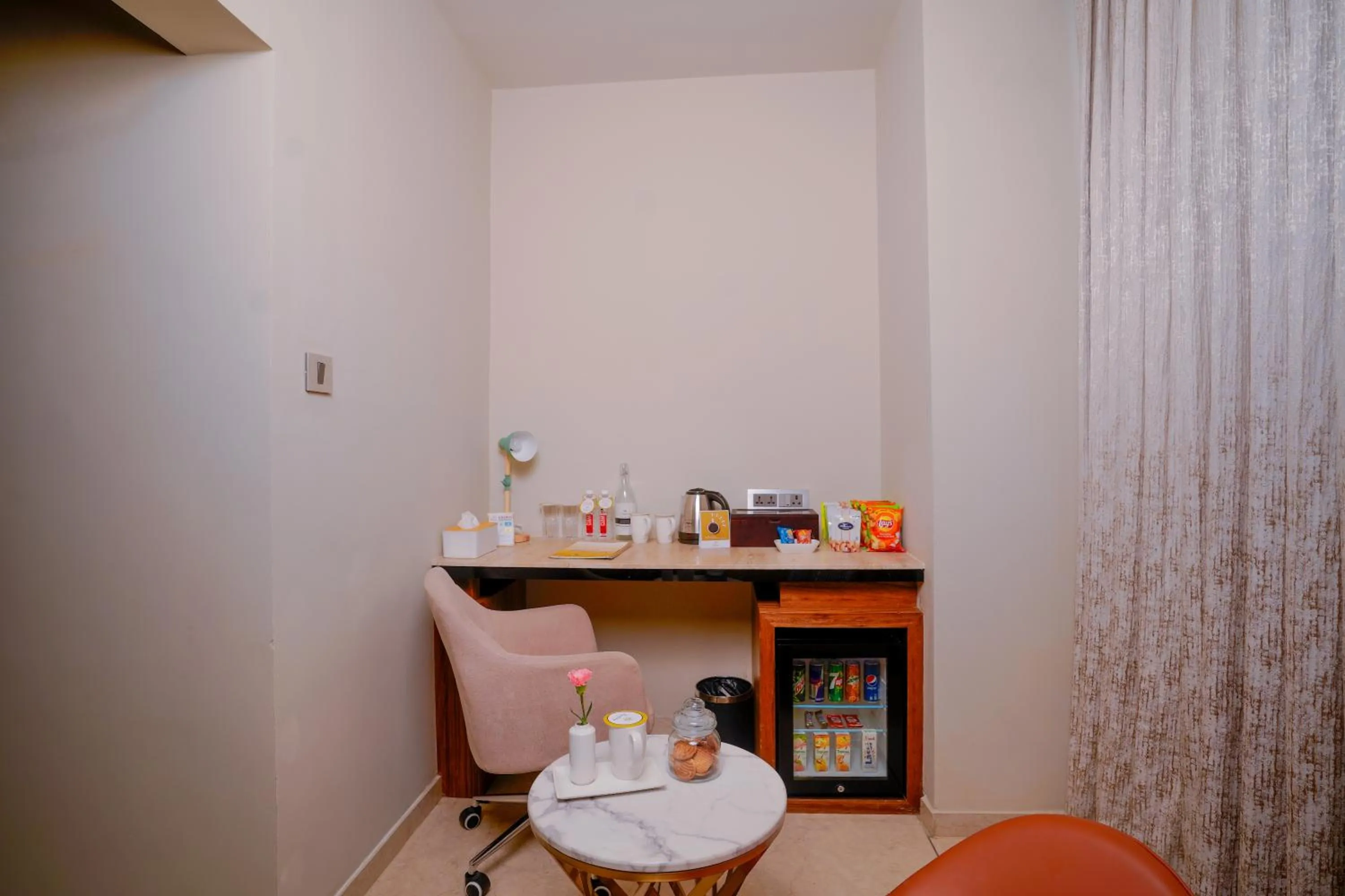 Area and facilities in Lazdana Hotel Bangalore