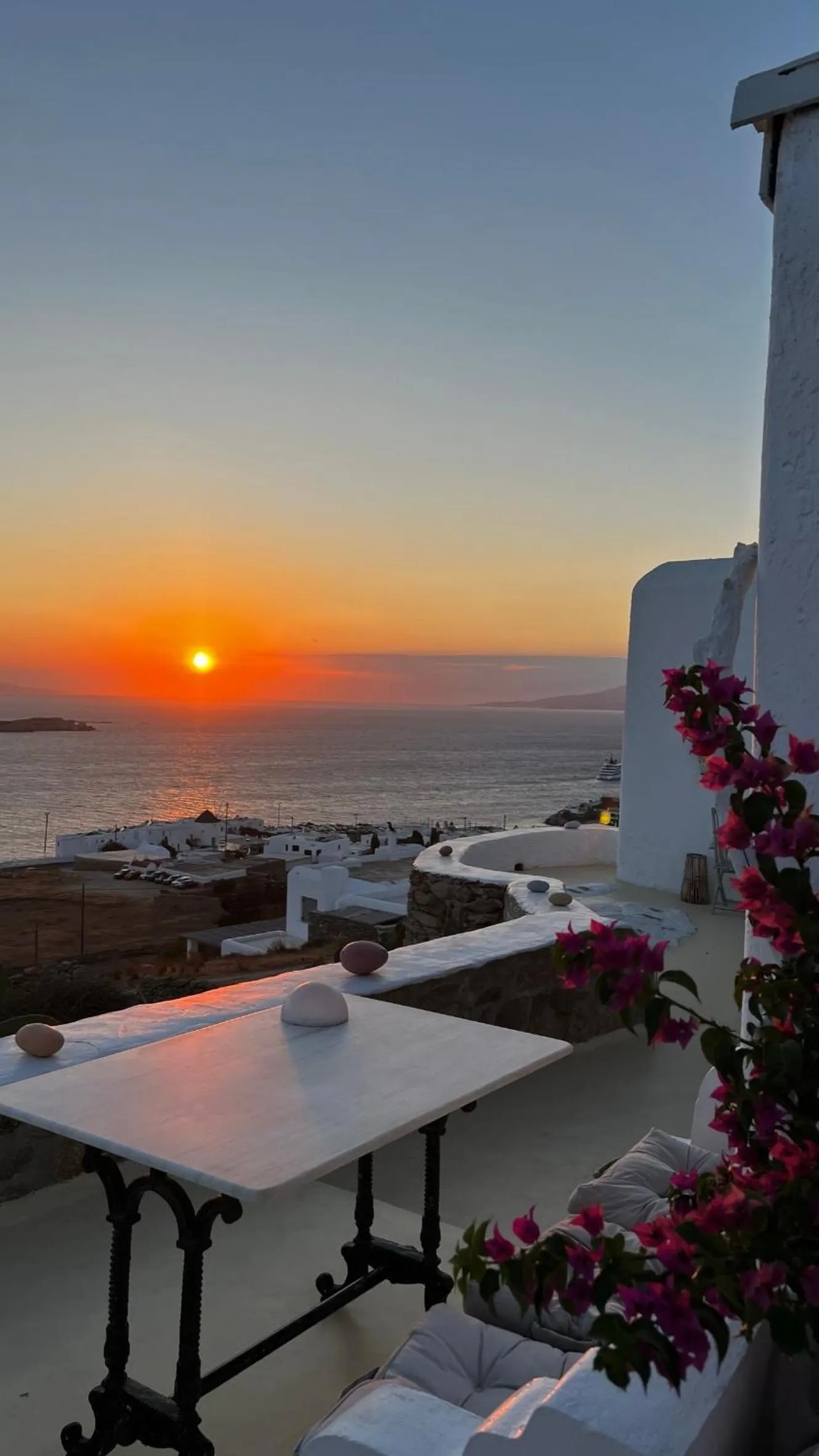 Patio in Vougli View Mykonos