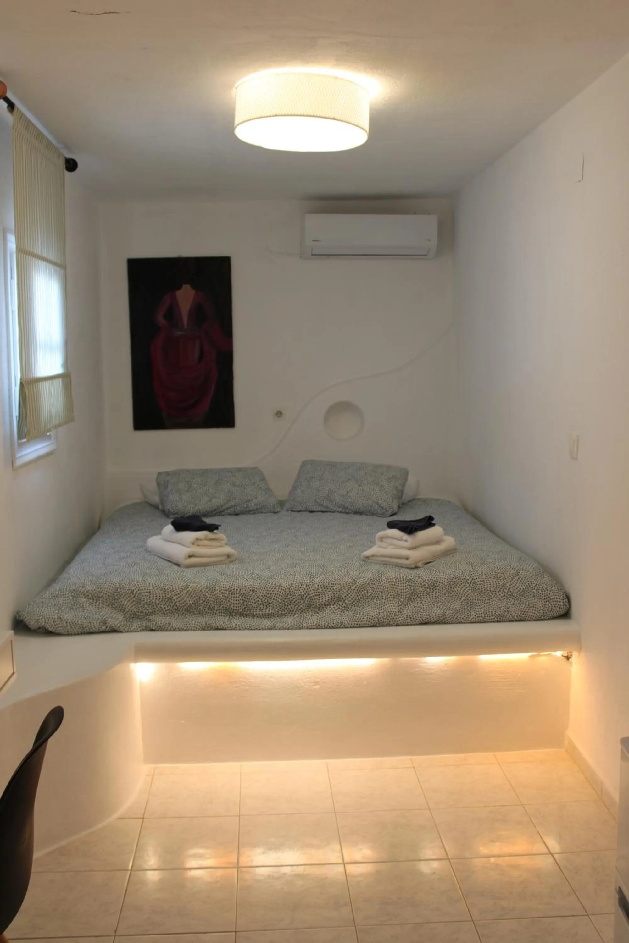 Bed in Vougli View Mykonos