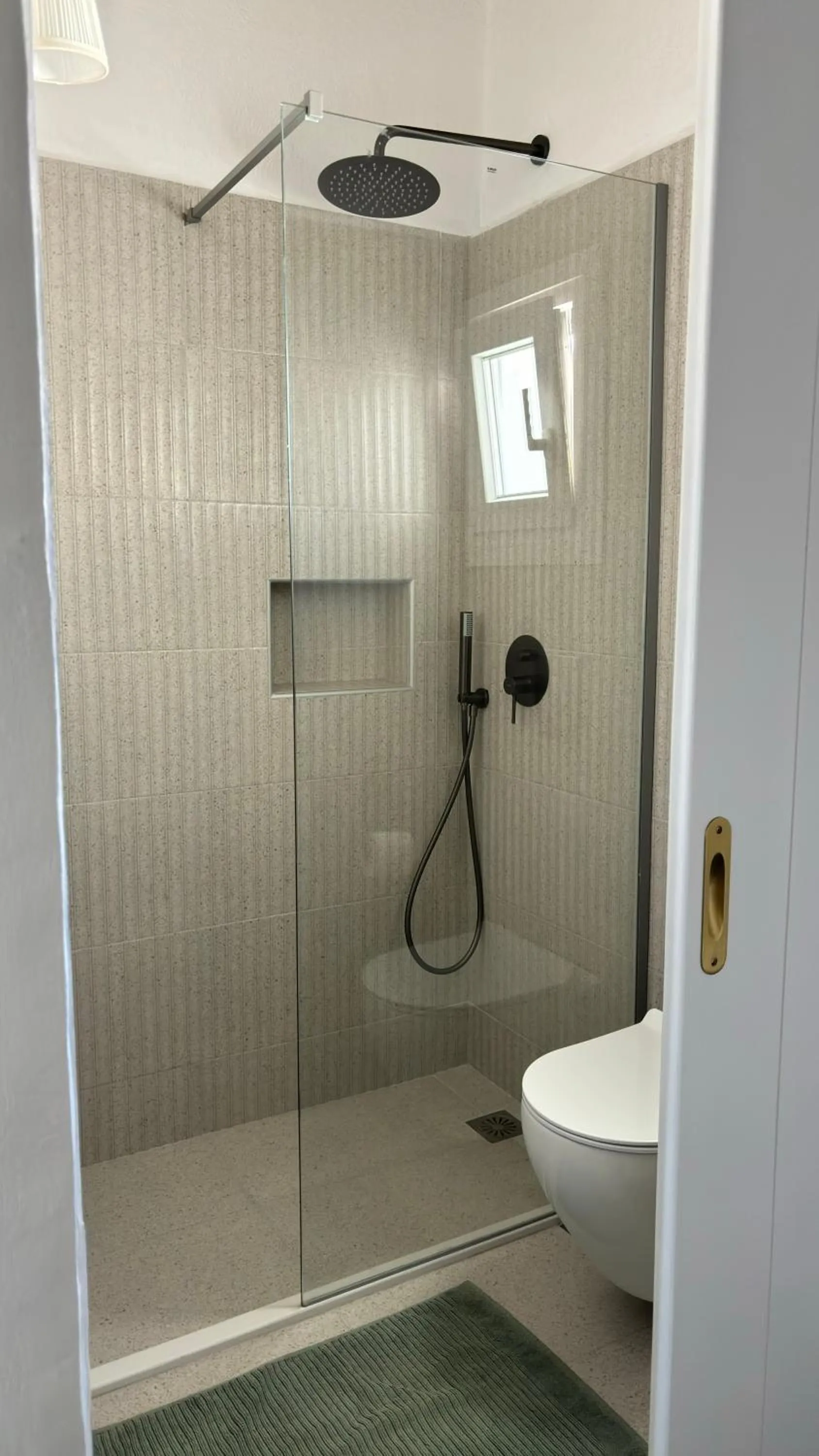 Shower in Vougli View Mykonos