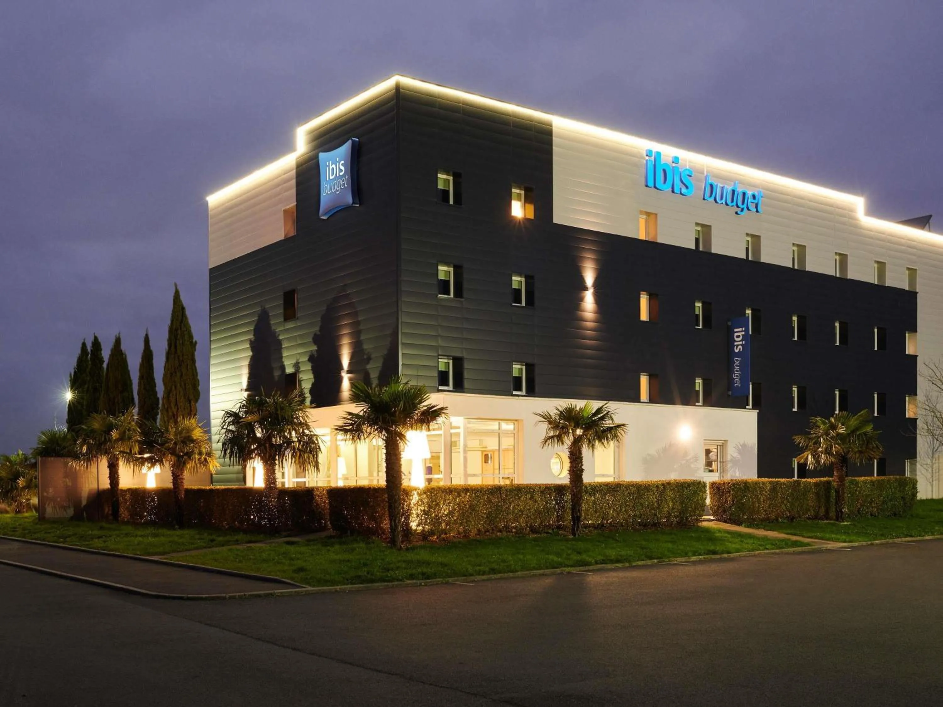 Property building in Ibis Budget Ancenis