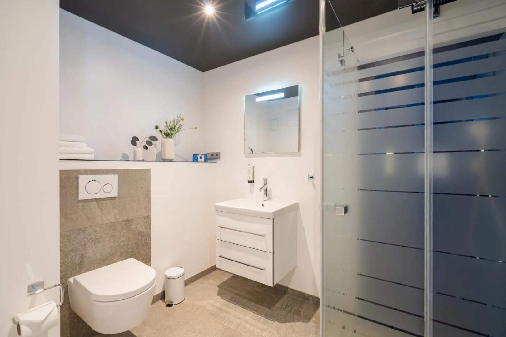 Shower in SOLTHUS Hotel&SPA