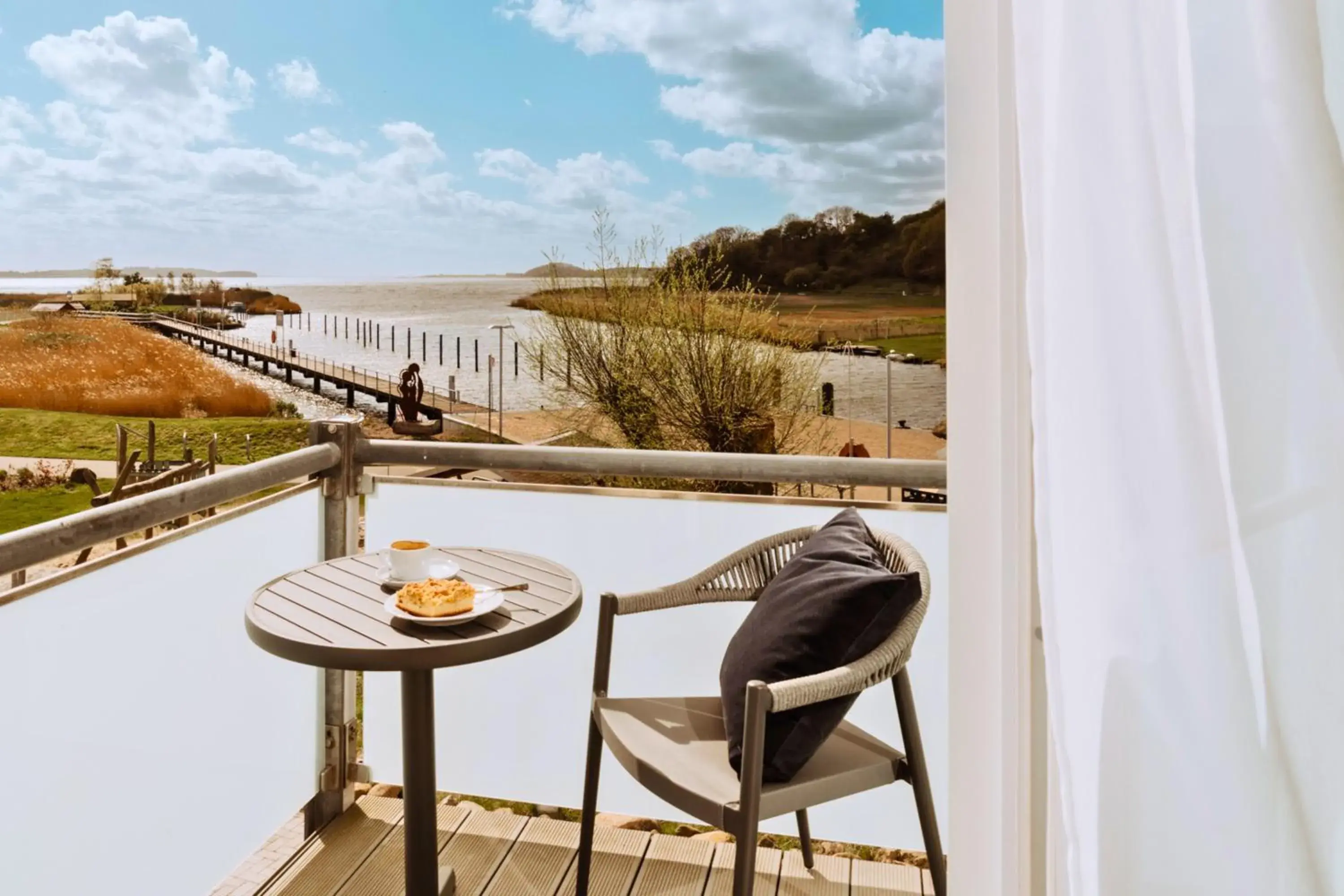 Deluxe Double Room with Sea View in SOLTHUS Hotel&SPA Deluxe Double Room with Sea View in SOLTHUS Hotel&SPA