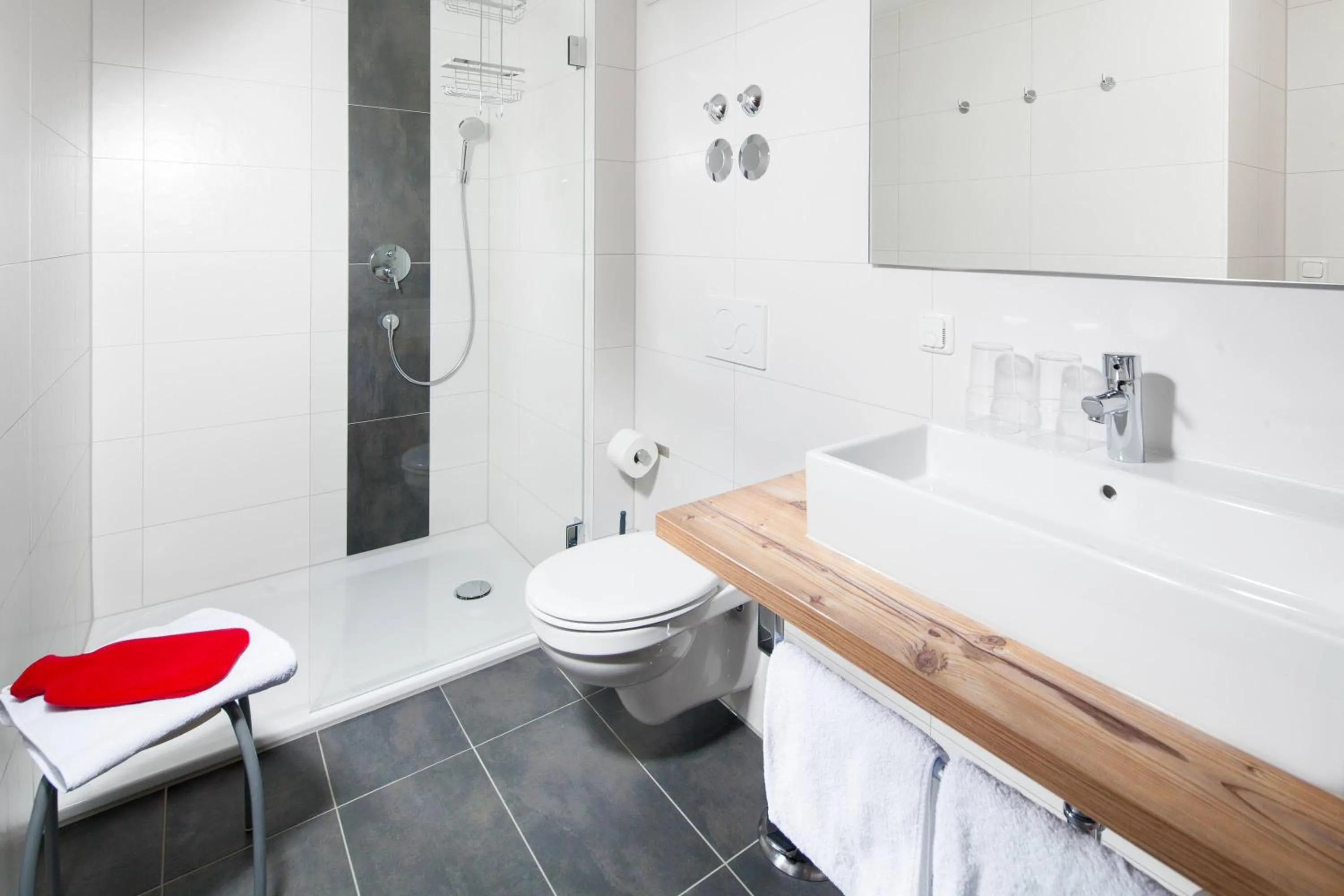 Shower in Gästehaus und Ferienwohnungen Egglerlehen