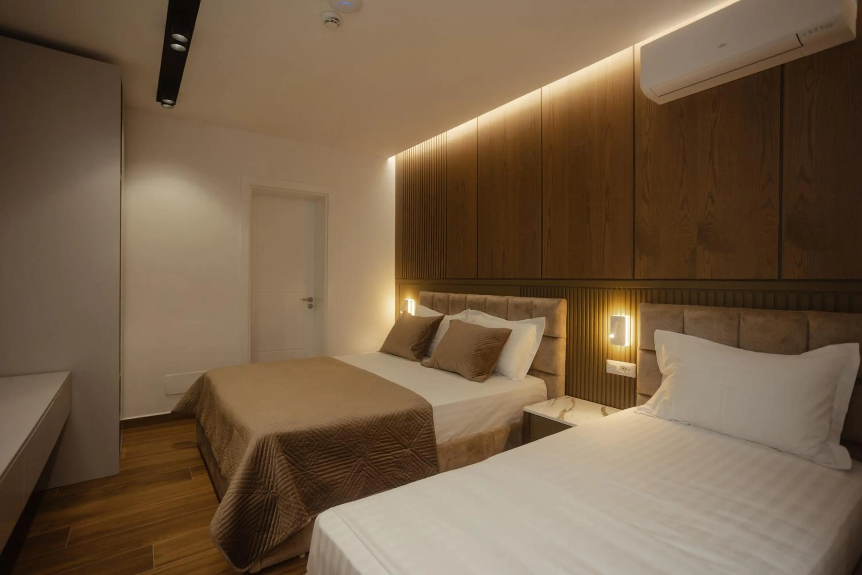 Bed in KOMPLEKSI ROYAL