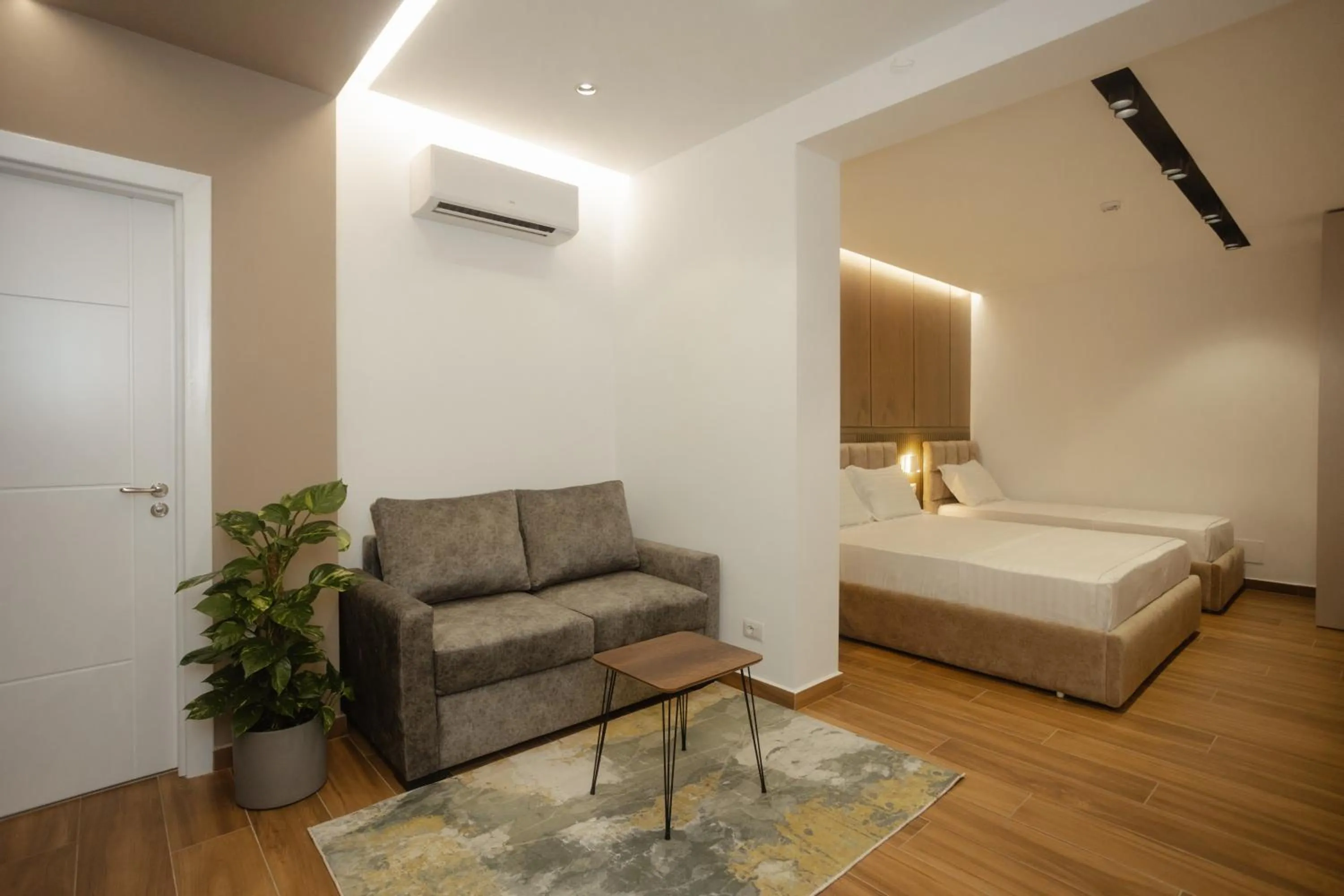 Living room, Bed in KOMPLEKSI ROYAL