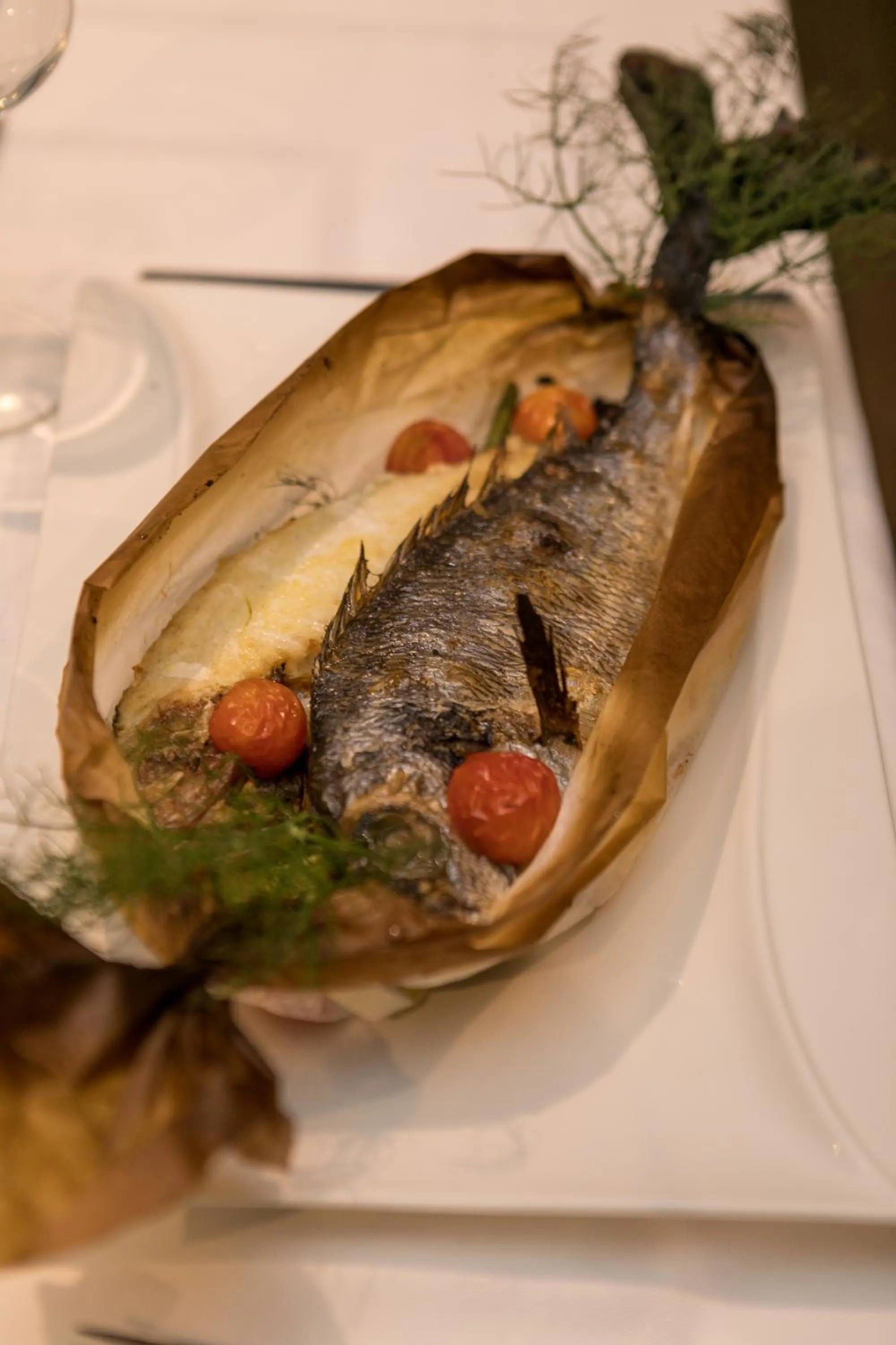 Food in KOMPLEKSI ROYAL