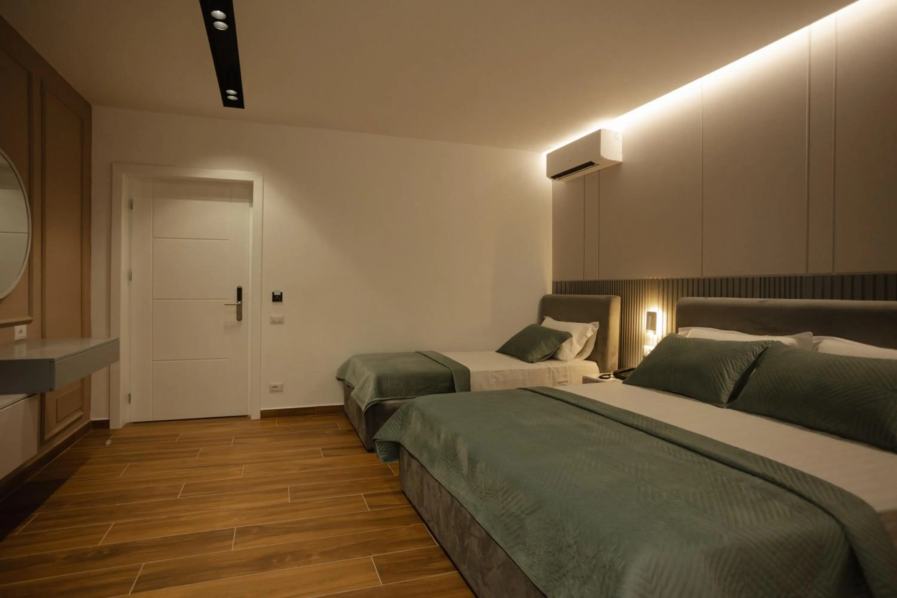 Bed in KOMPLEKSI ROYAL