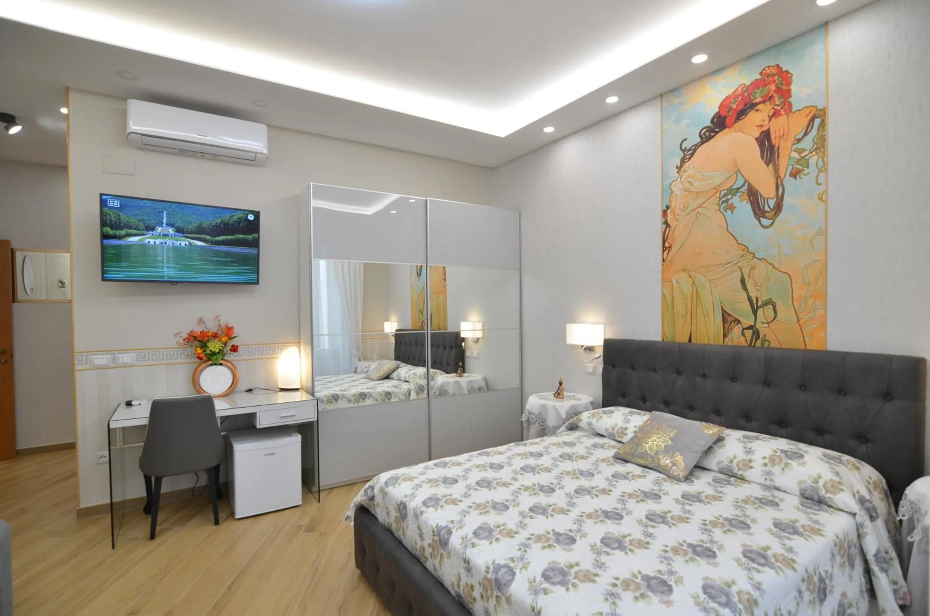 Bed in CASERTA DELUXE BIS