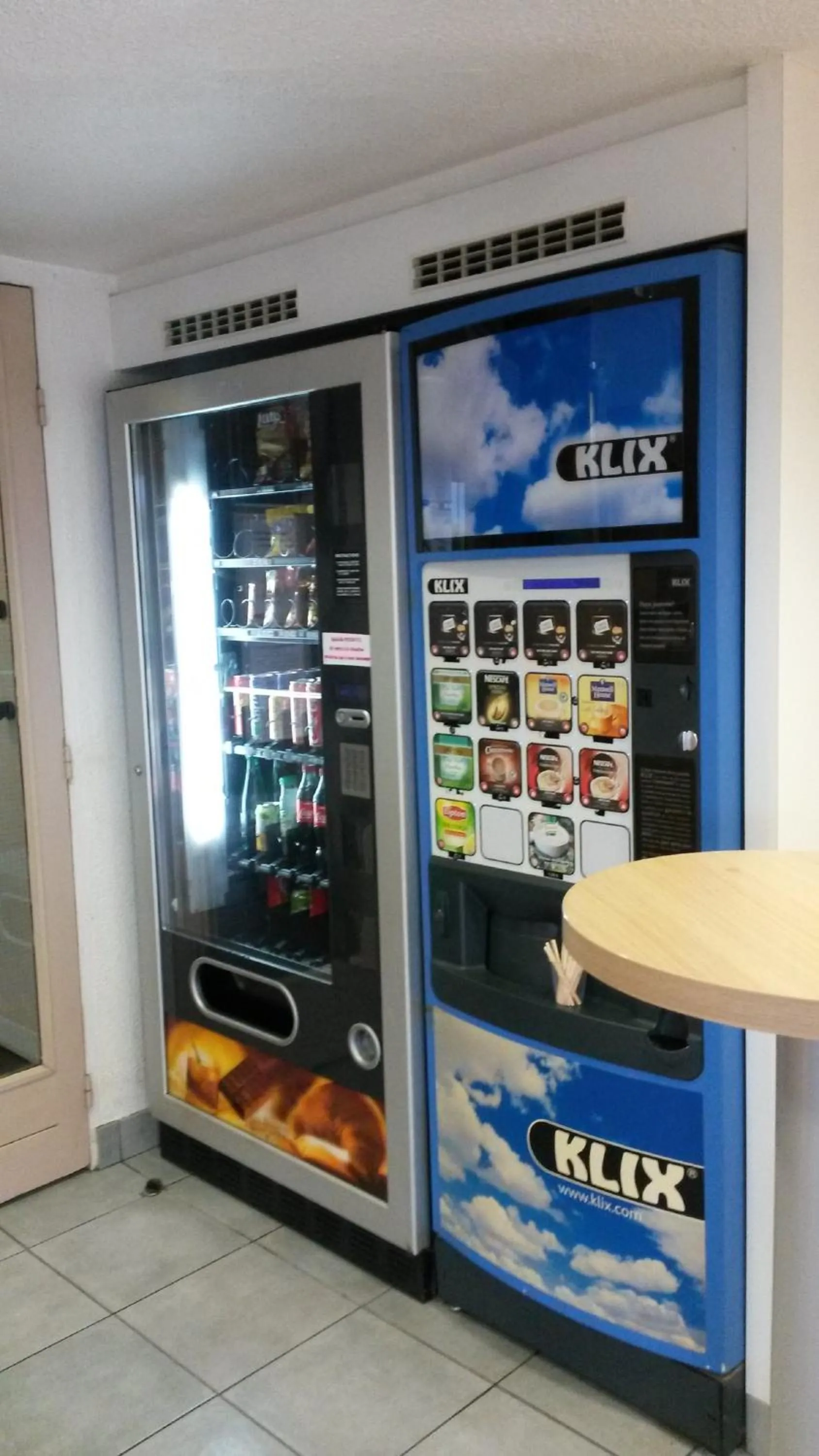 On-site shops in hotelF1 La Rochelle Angoulins "Rénové"