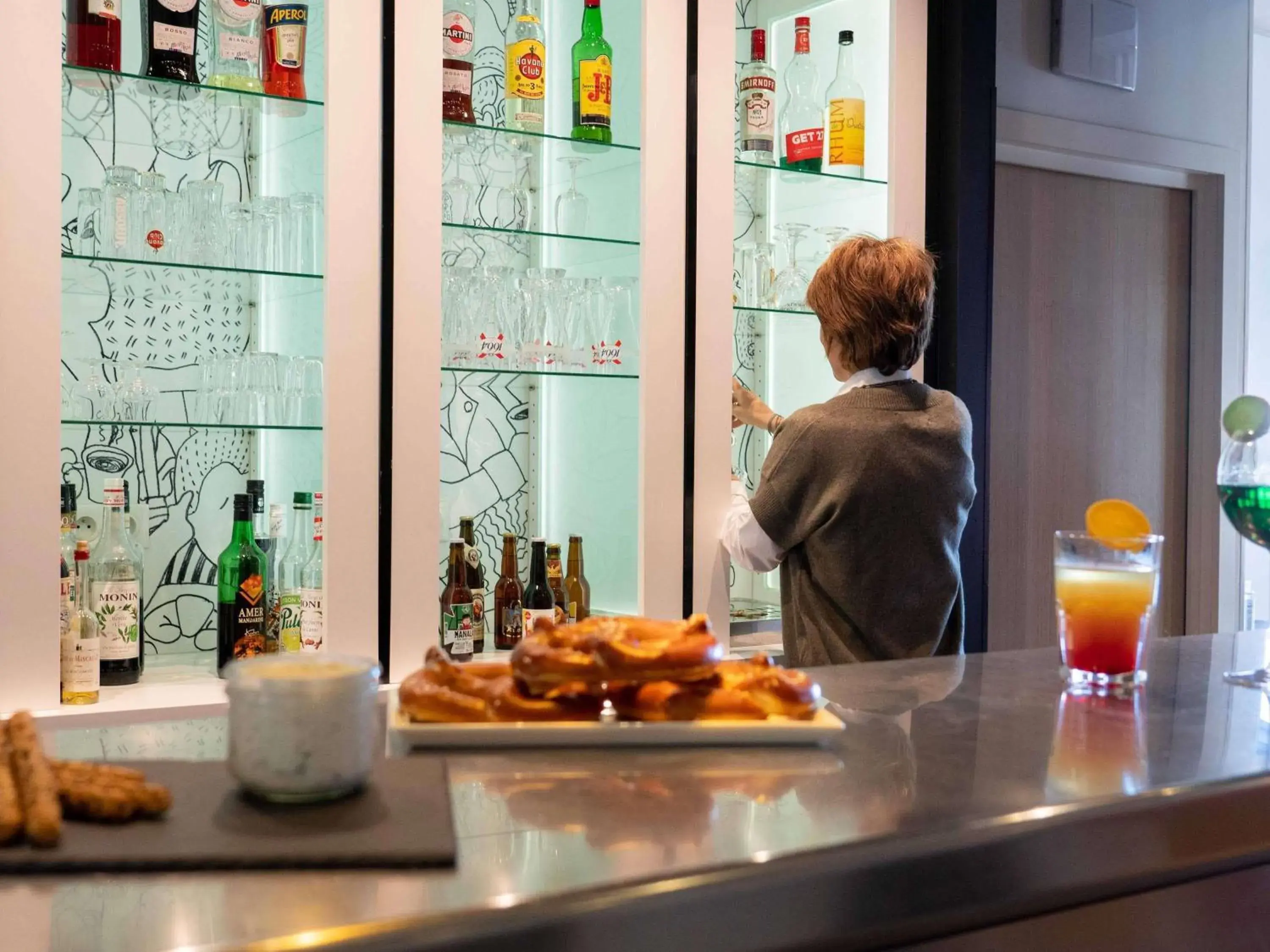 Lounge or bar in ibis Colmar Centre Lounge or bar in ibis Colmar Centre