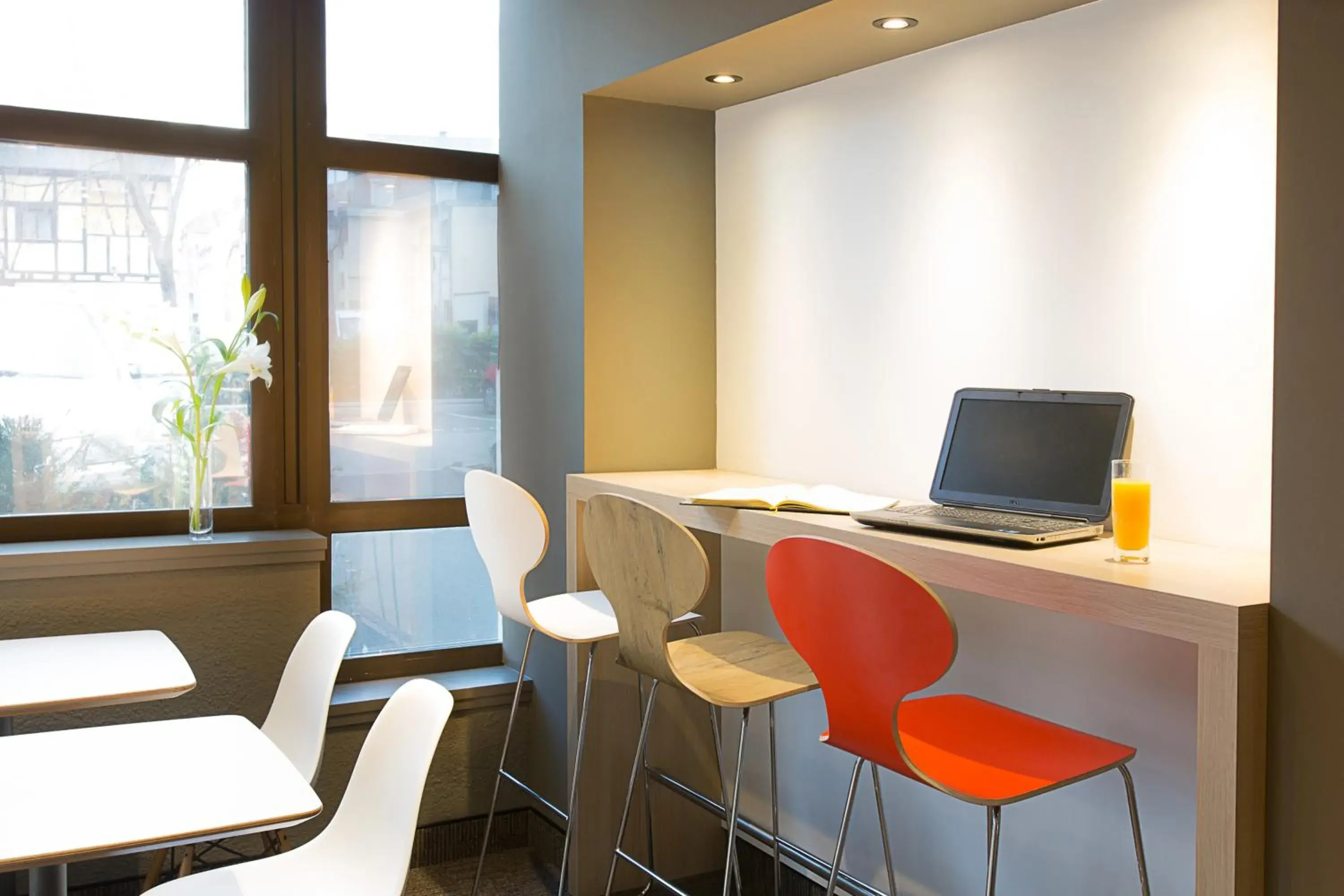 Restaurant/places to eat in ibis Colmar Centre Restaurant/places to eat in ibis Colmar Centre