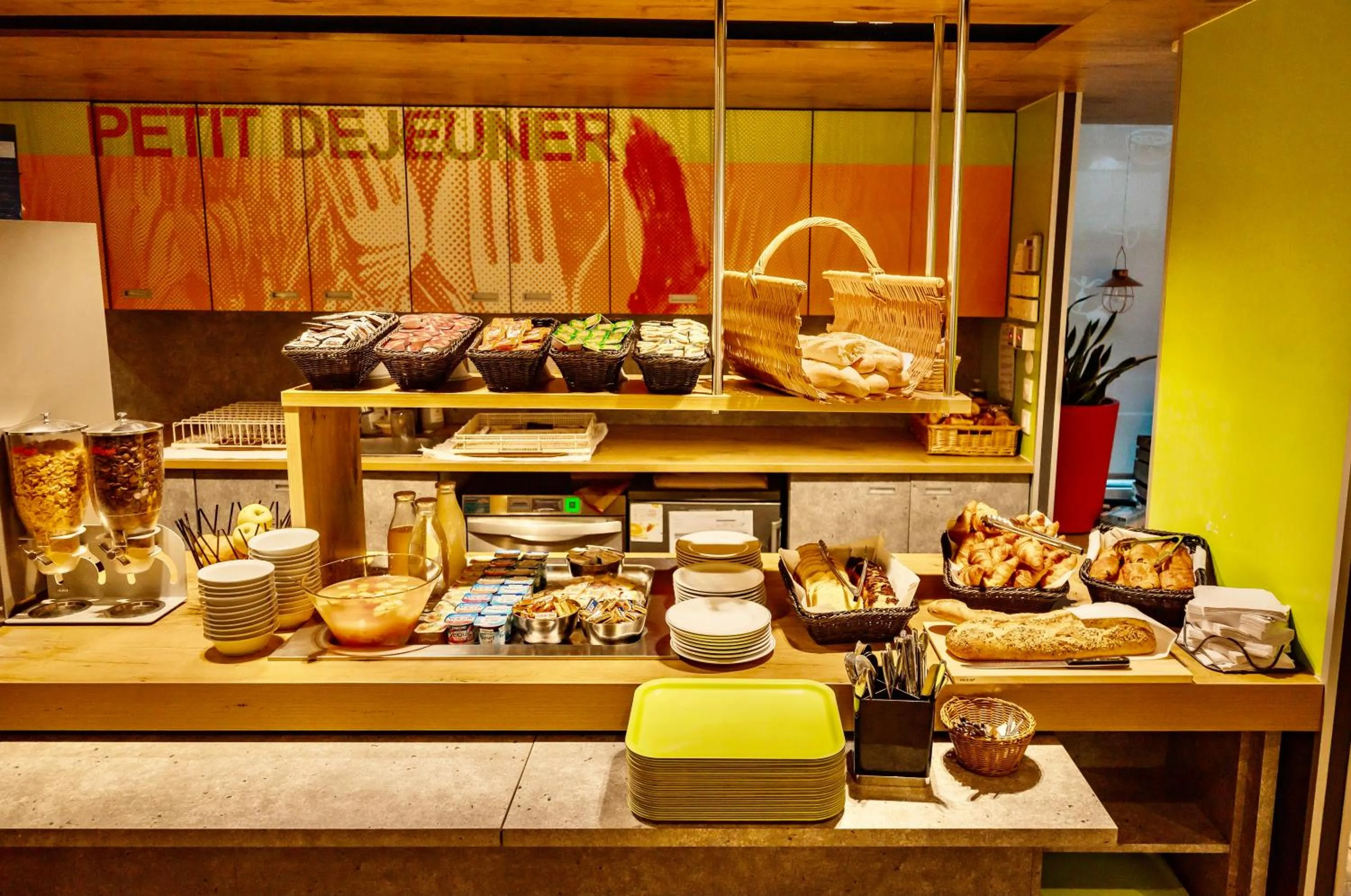 Breakfast in ibis Budget Colmar Centre Gare