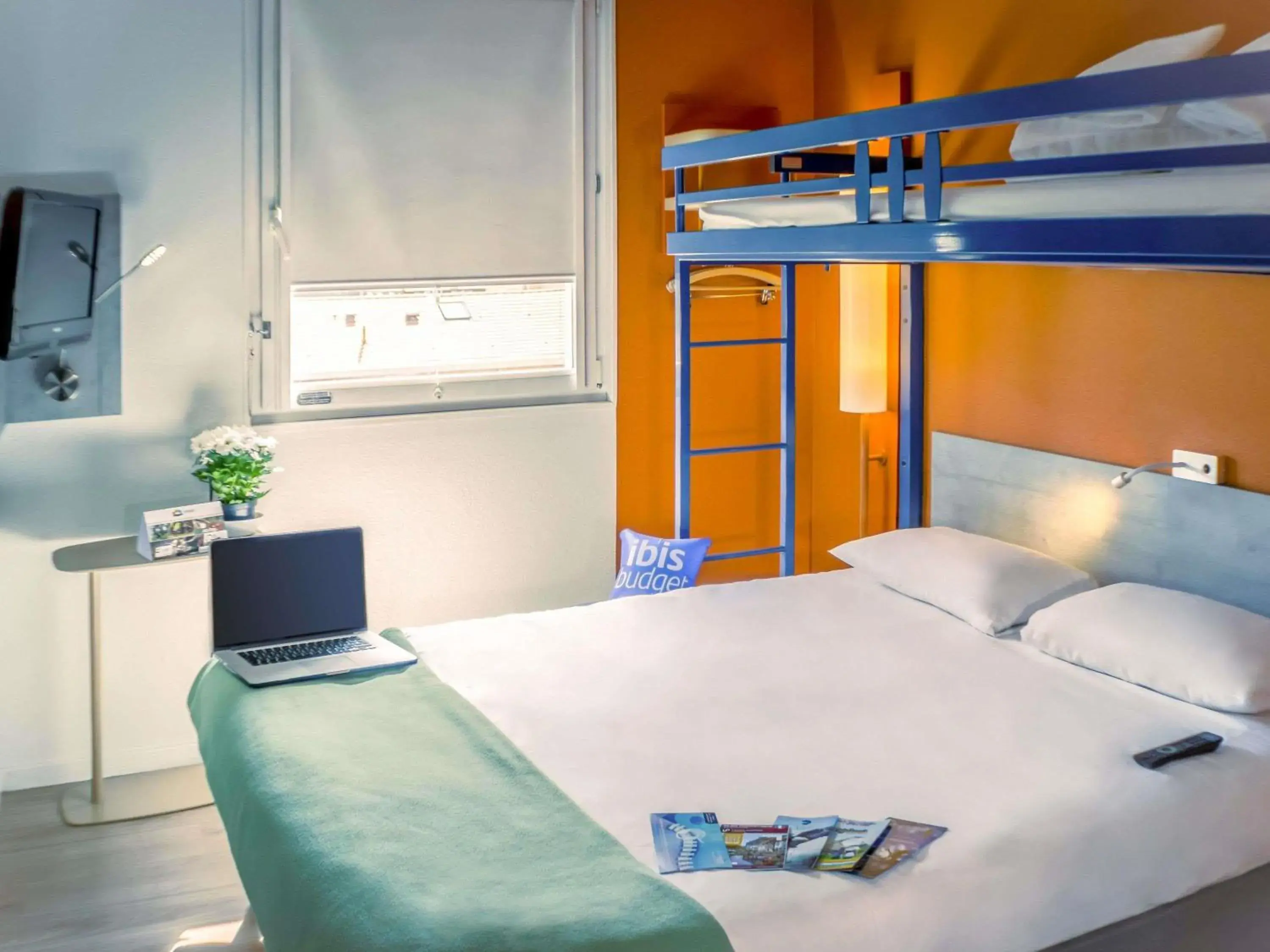 Bedroom, Bed in ibis Budget Colmar Centre Gare Bedroom, Bed in ibis Budget Colmar Centre Gare