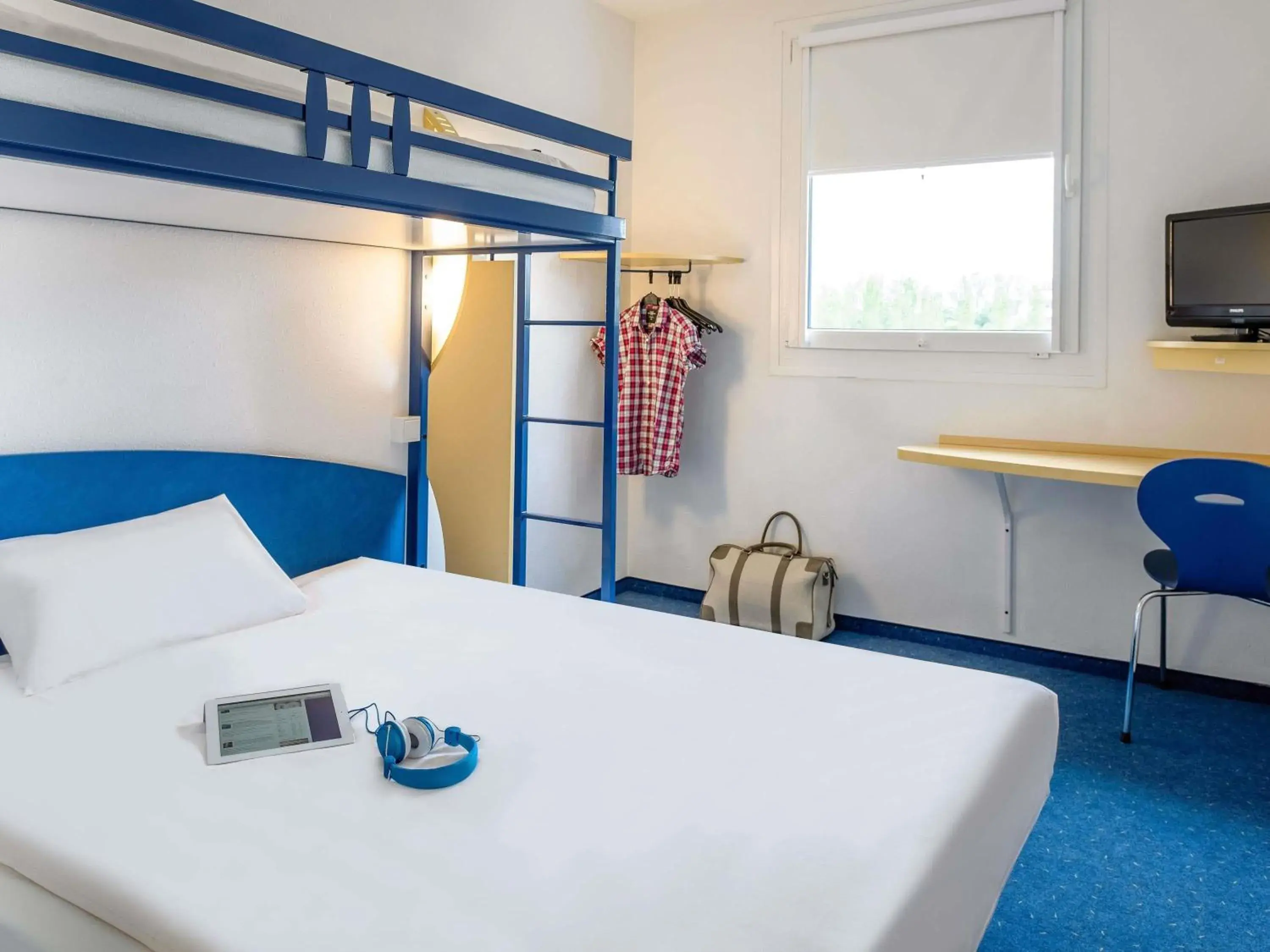 Bedroom, Bed in ibis Budget Colmar Centre Gare Bedroom, Bed in ibis Budget Colmar Centre Gare
