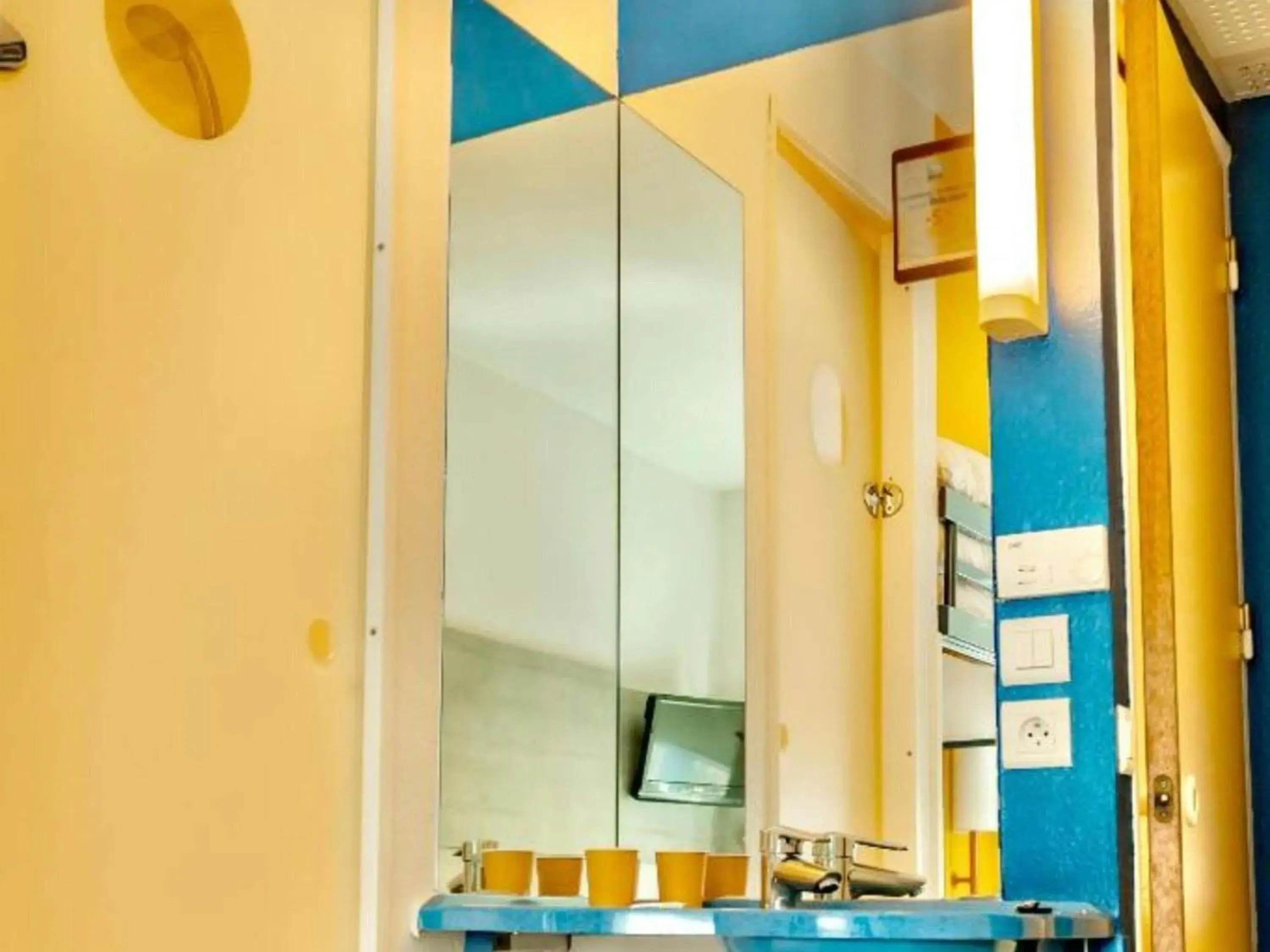 Bedroom in ibis Budget Colmar Centre Gare Bedroom in ibis Budget Colmar Centre Gare