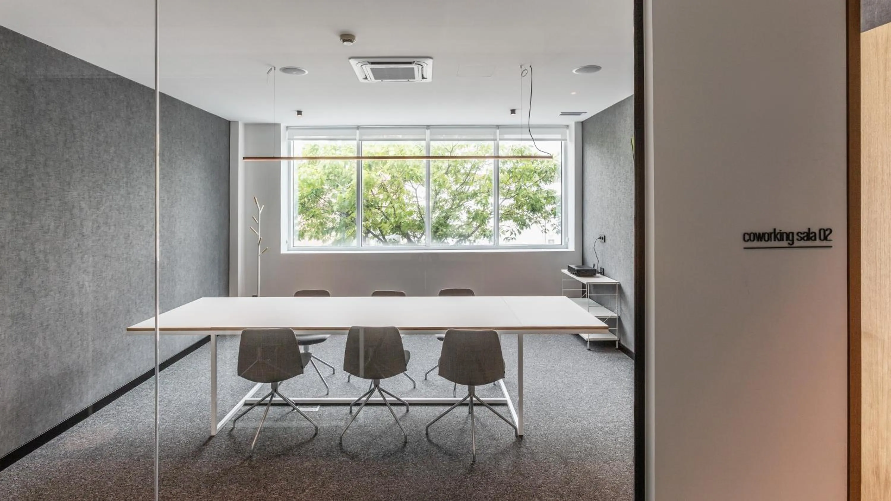 Communal lounge/ TV room in Hotel Forum Ceao