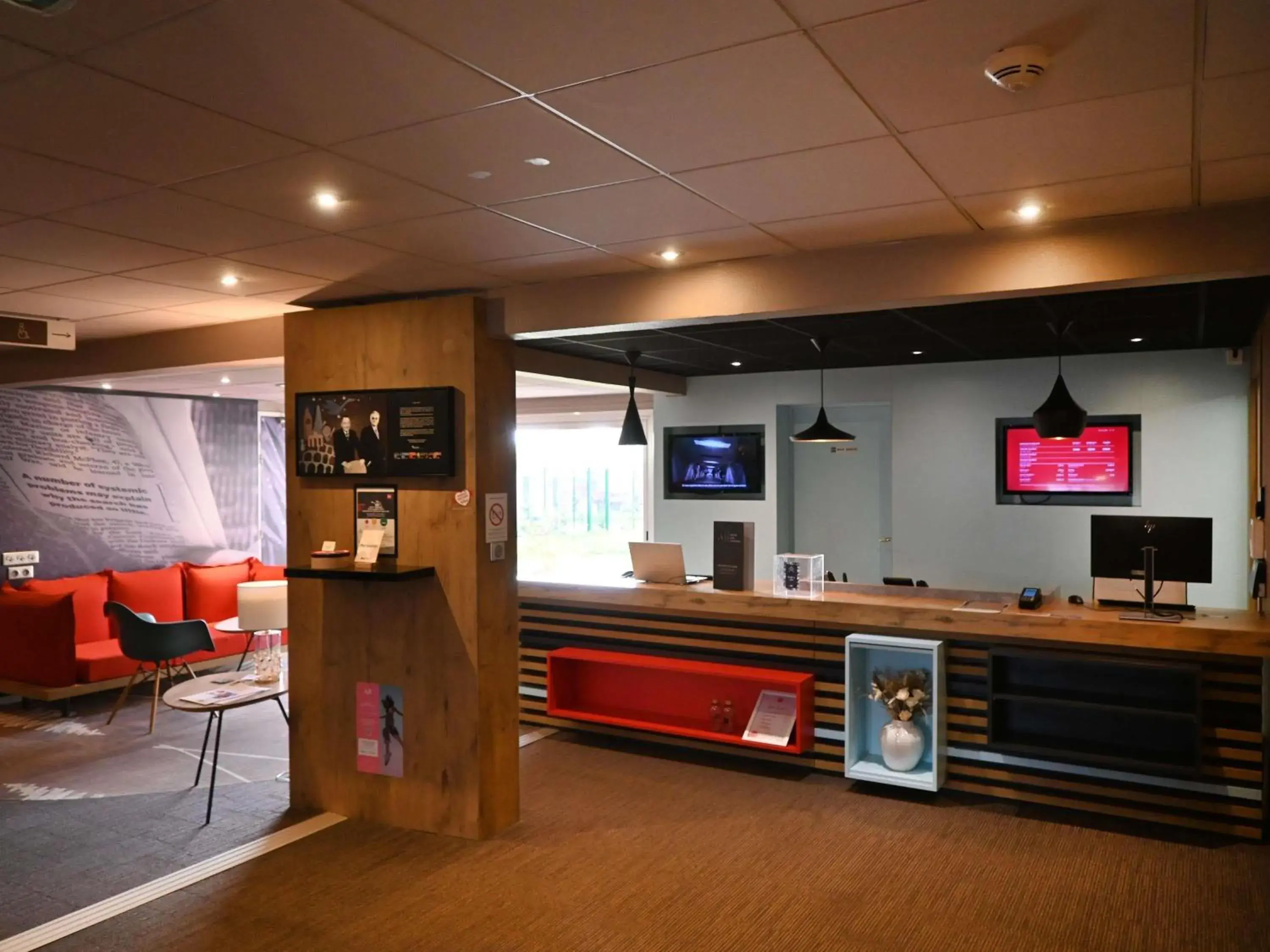 Property building in ibis Laval Le Relais D'Armor Property building in ibis Laval Le Relais D'Armor