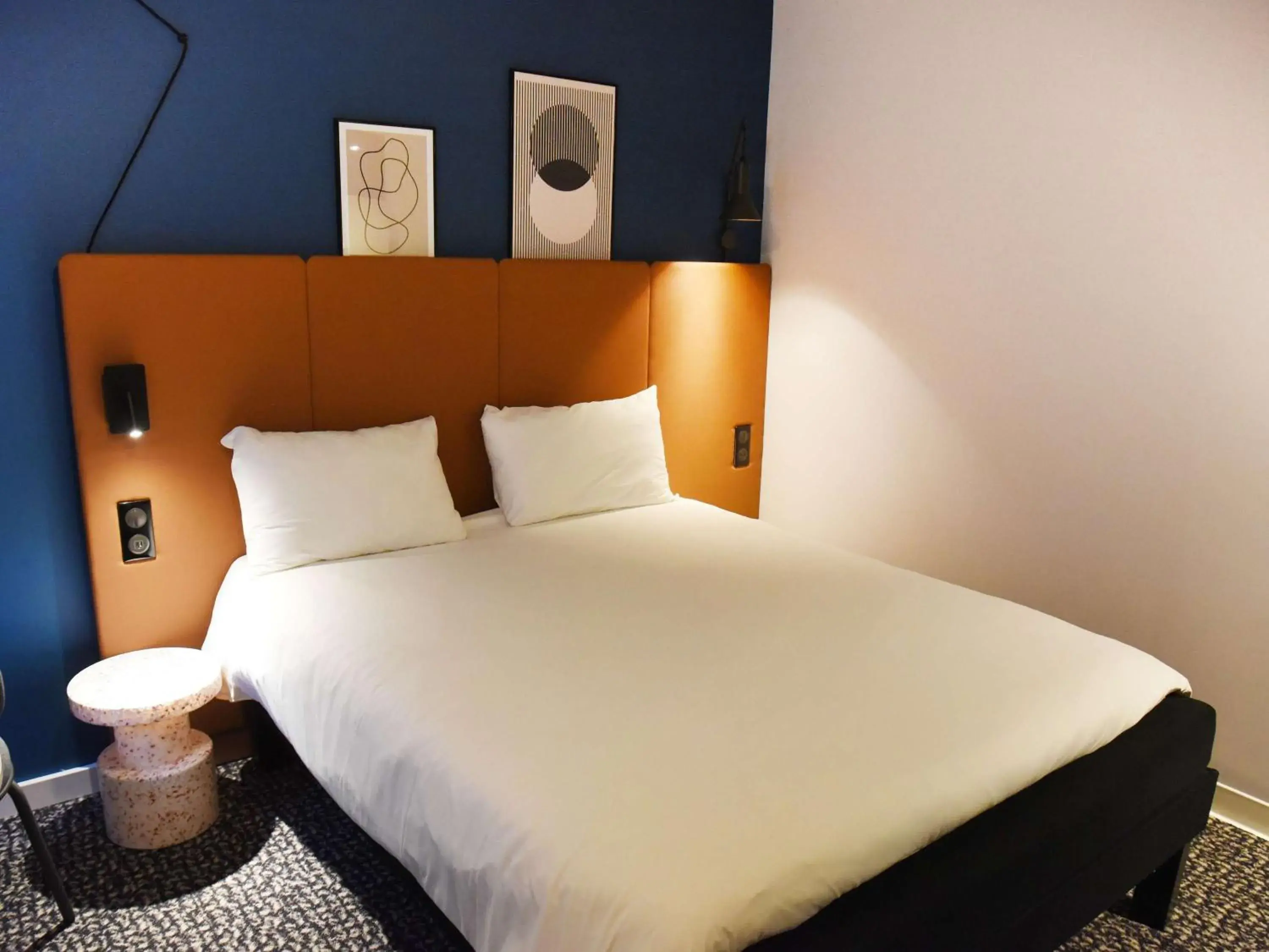 Bedroom, Bed in ibis Laval Le Relais D'Armor Bedroom, Bed in ibis Laval Le Relais D'Armor