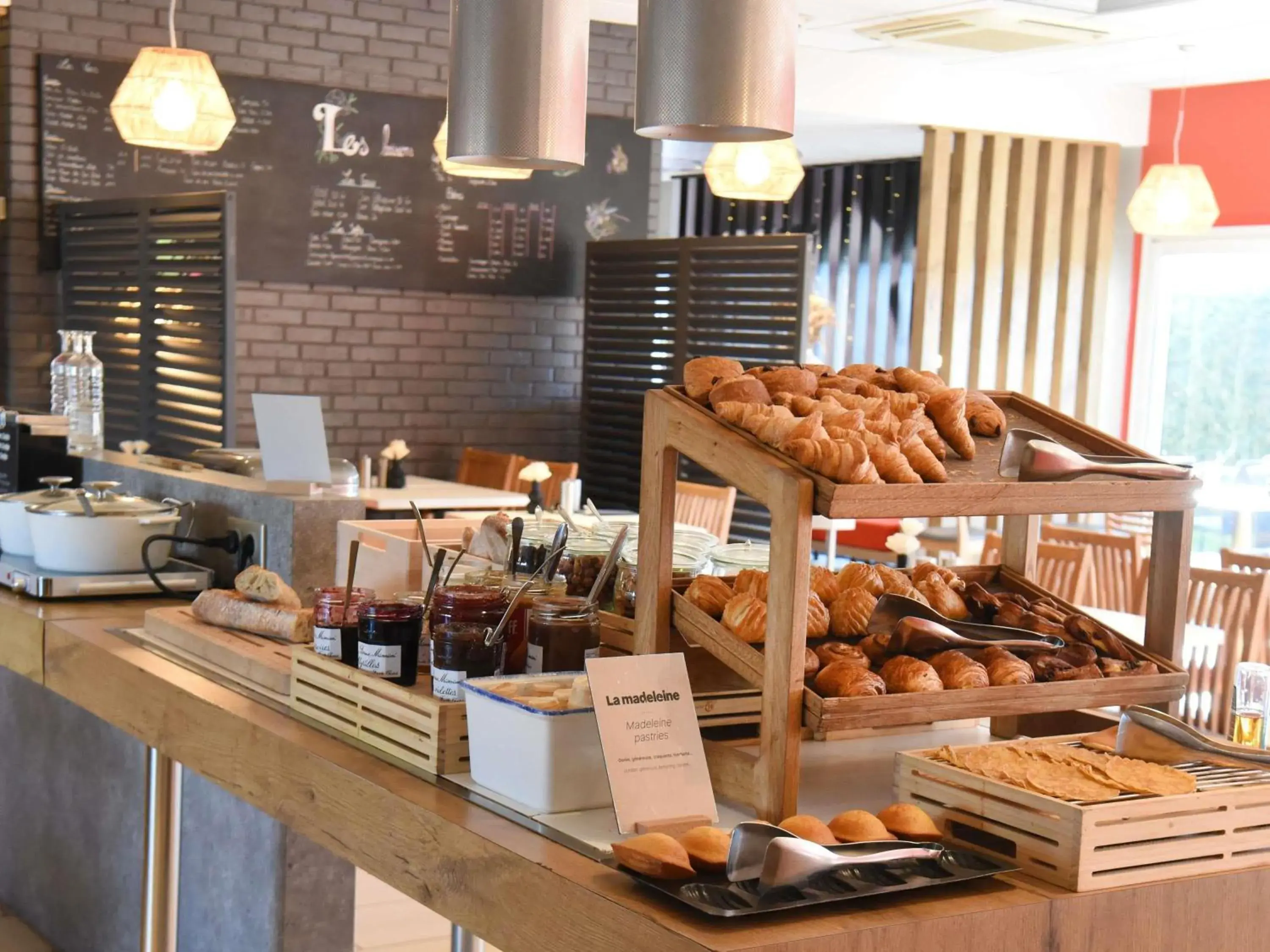 Breakfast in ibis Laval Le Relais D'Armor Breakfast in ibis Laval Le Relais D'Armor