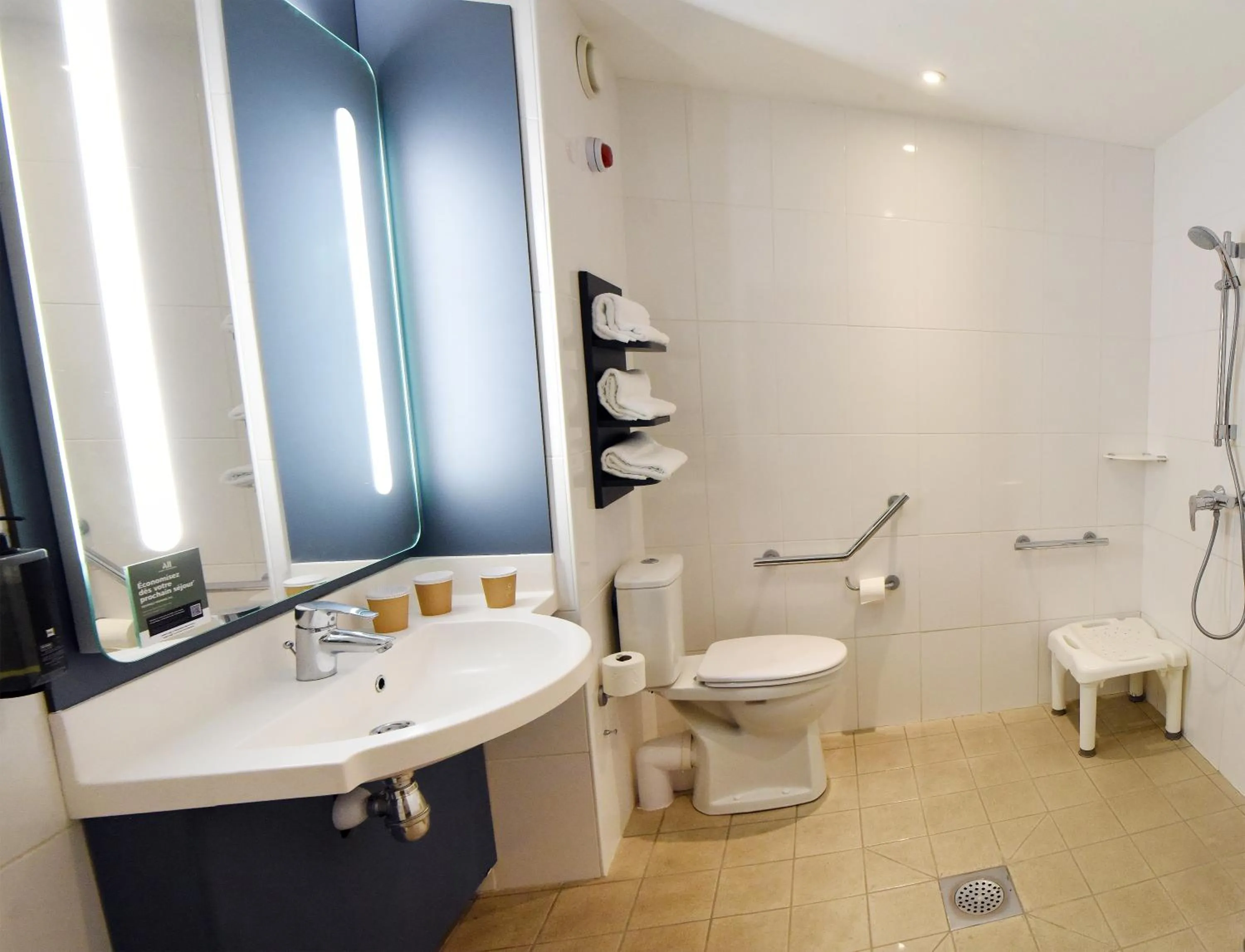 ibis Laval Le Relais D'Armor