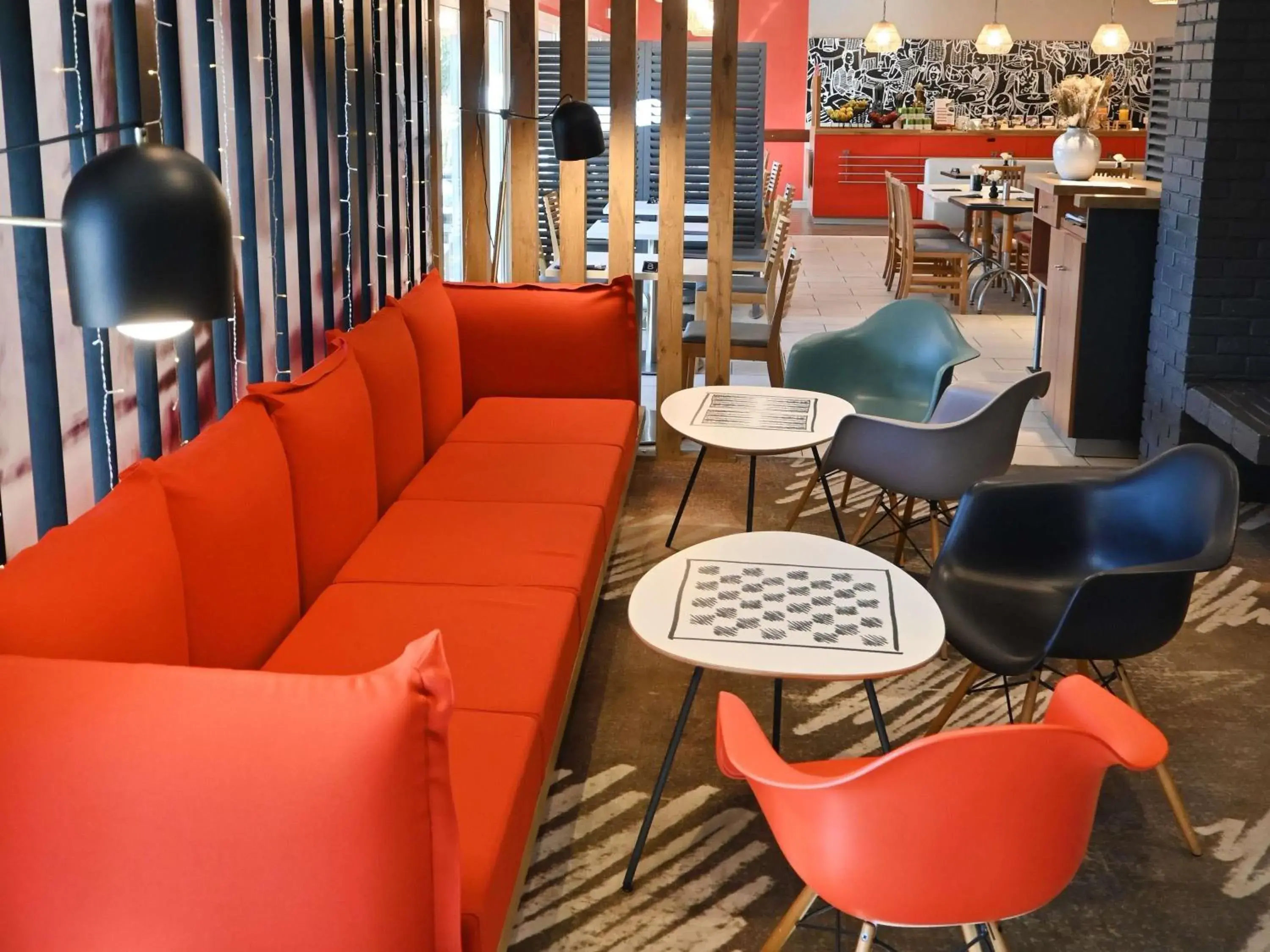 Lounge or bar in ibis Laval Le Relais D'Armor Lounge or bar in ibis Laval Le Relais D'Armor
