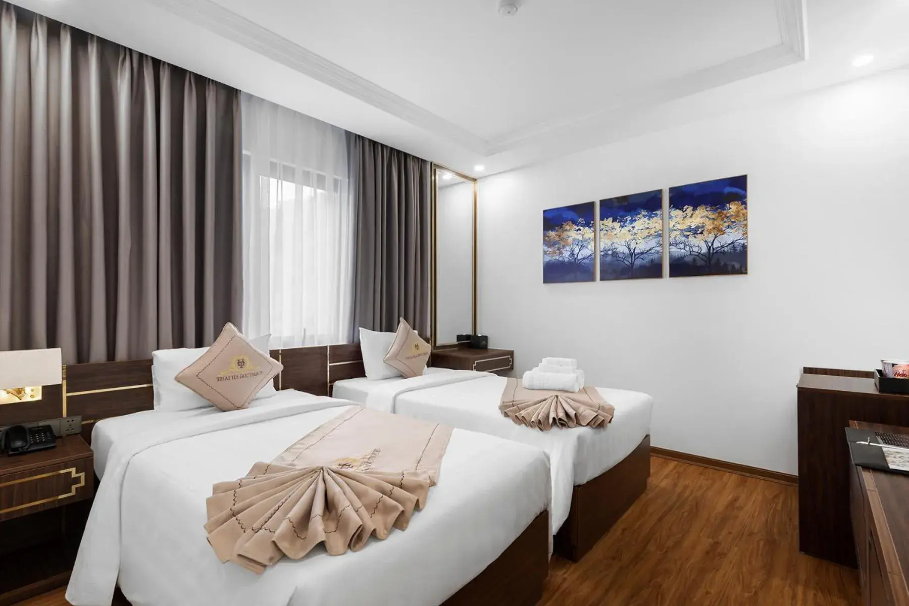 Deluxe Twin Room in Thai Ha Boutique Hotel Deluxe Twin Room in Thai Ha Boutique Hotel