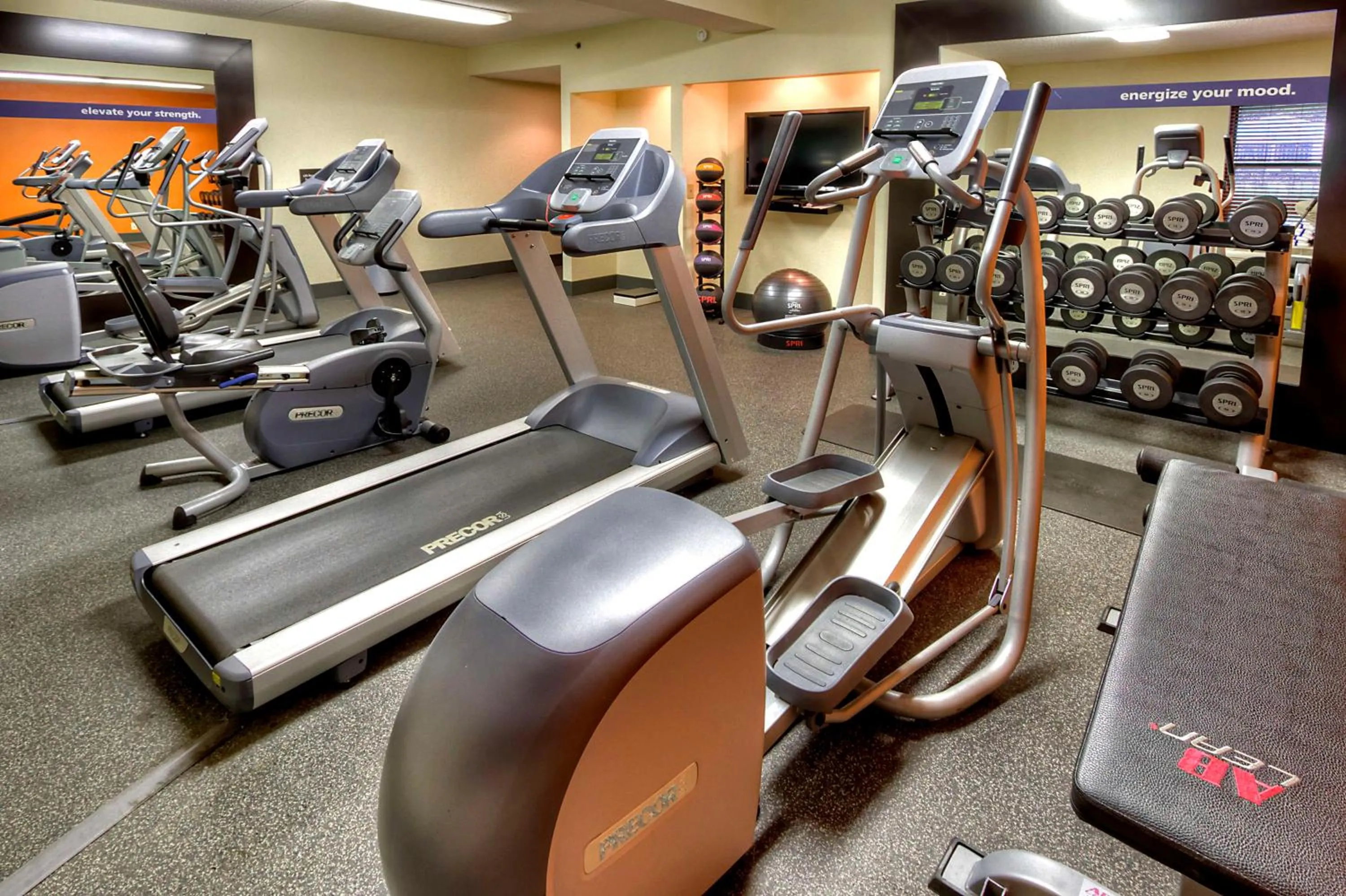 Fitness centre/facilities in Hampton Inn Franklin, NC