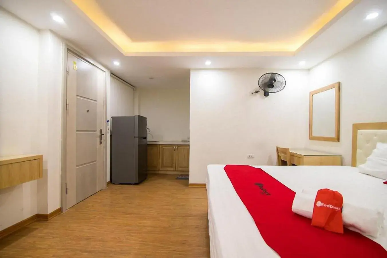 Bed in Galaxy Hanoi Hotel & Apartment - 12 ngõ 80 Trần Duy Hưng Bed in Galaxy Hanoi Hotel & Apartment - 12 ngõ 80 Trần Duy Hưng
