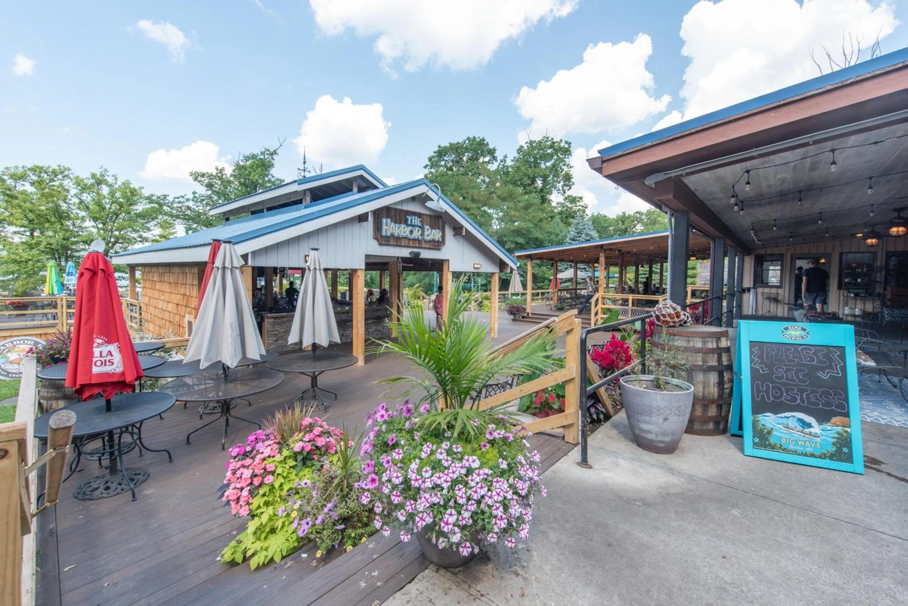 A115 One Bedroom Lake View