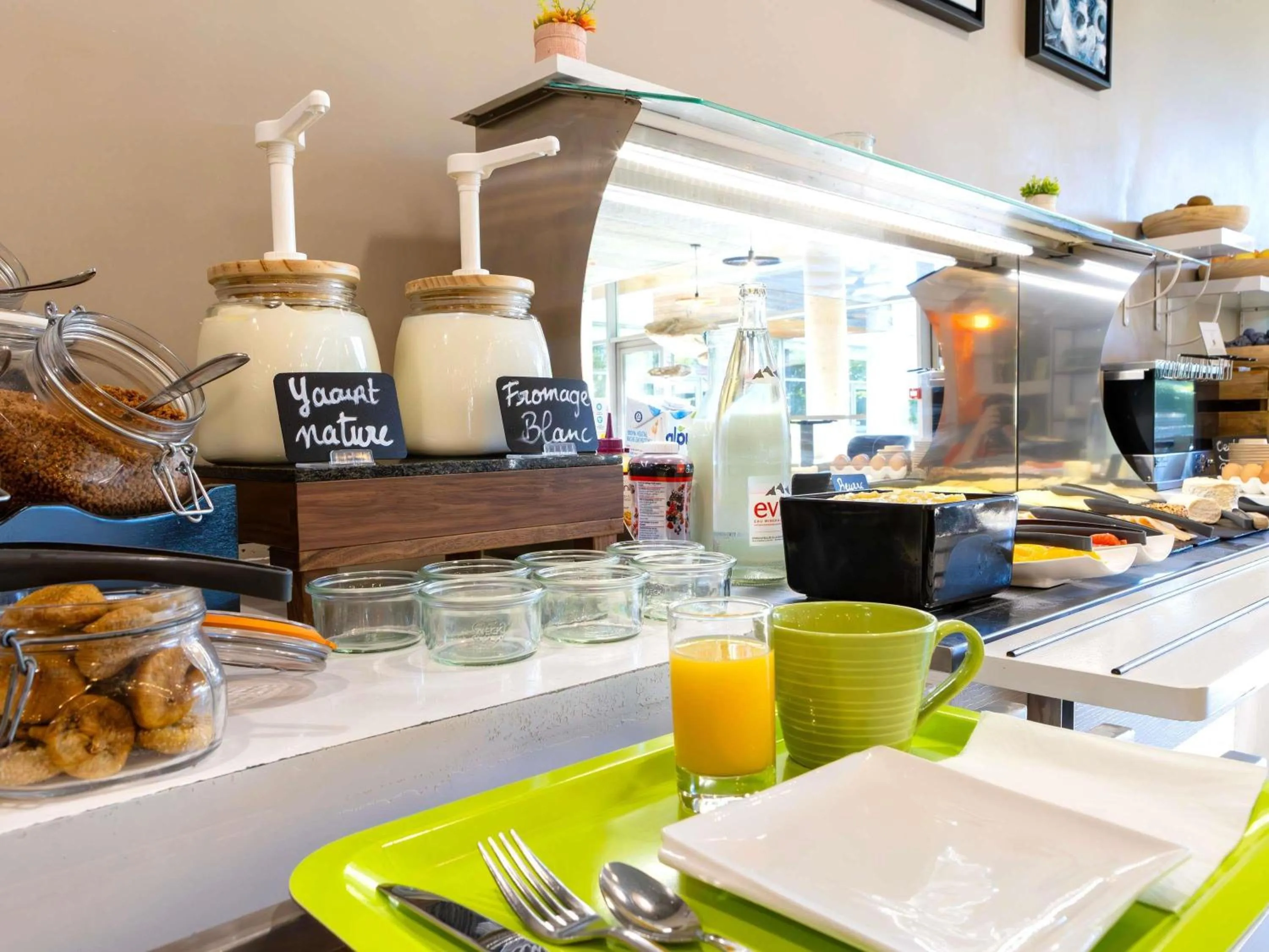 Breakfast in ibis Styles Troyes Centre