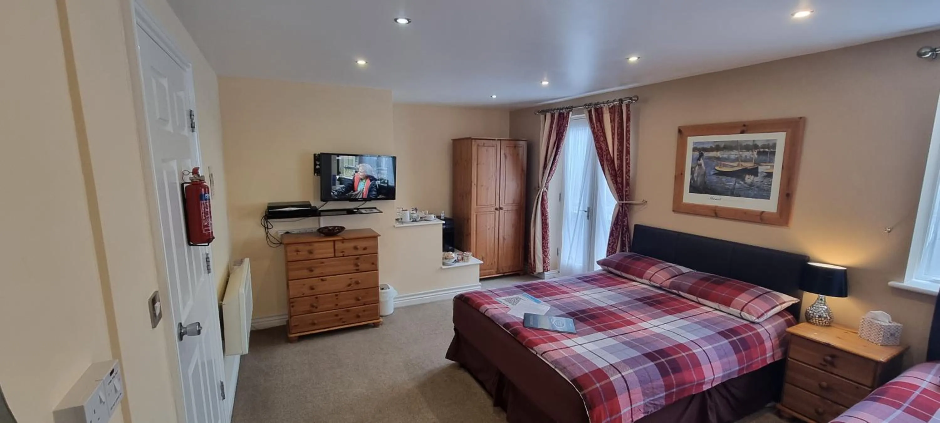 Town House B & B