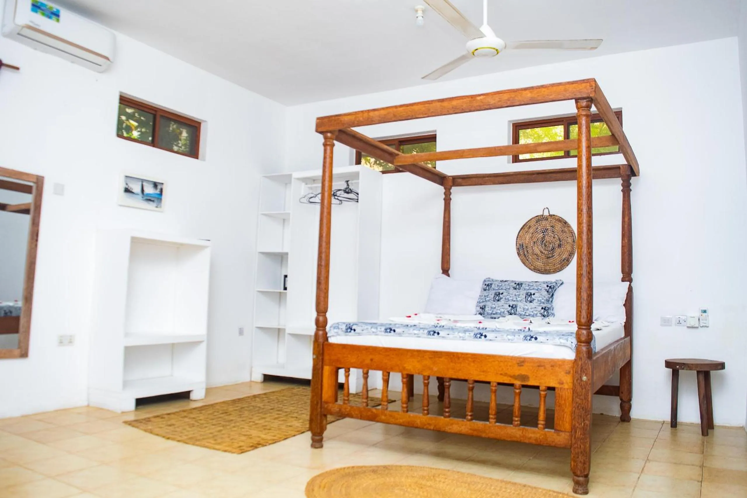 Bedroom, Bed in Shamba Village